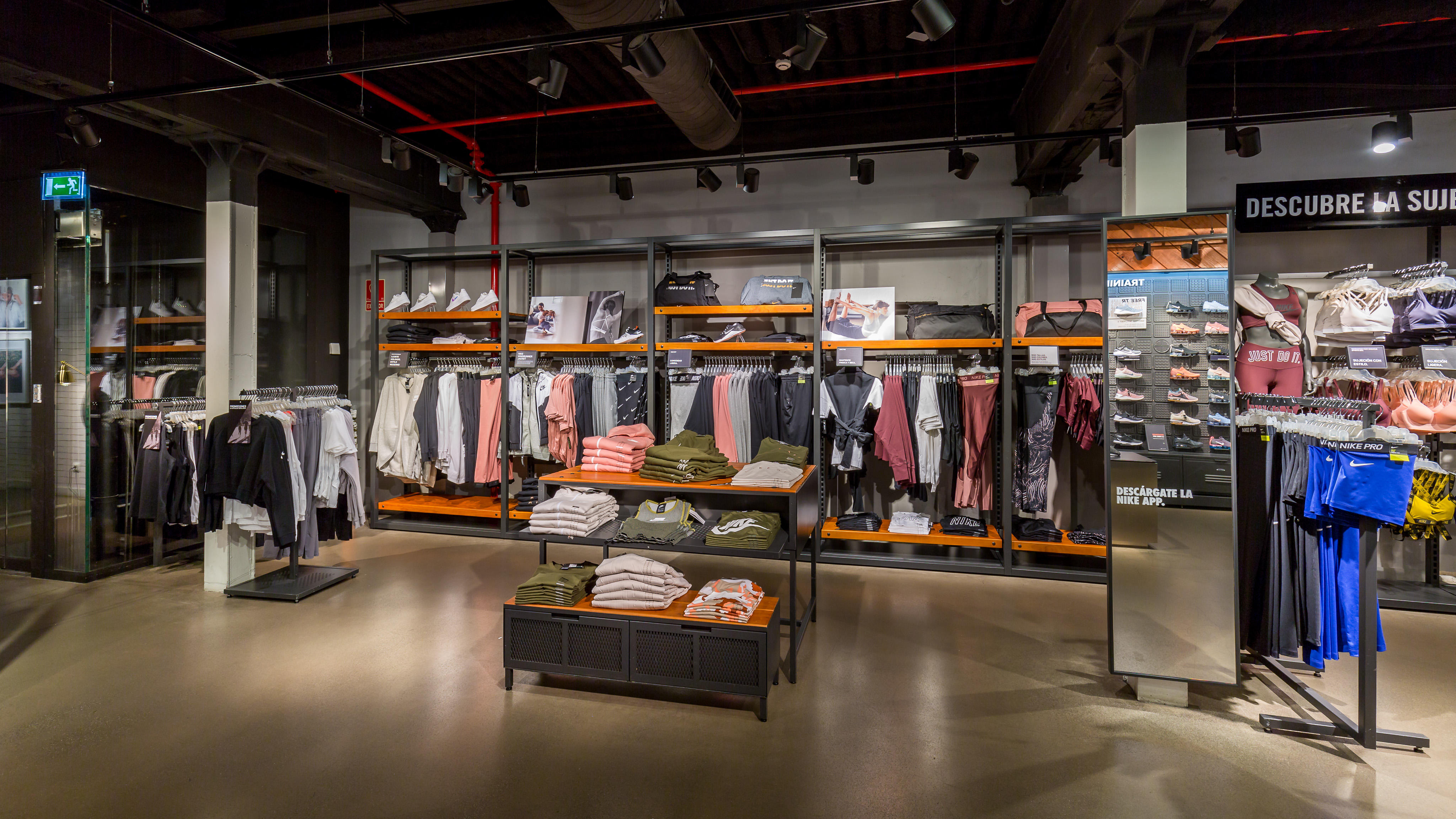 Images Nike Store Serrano