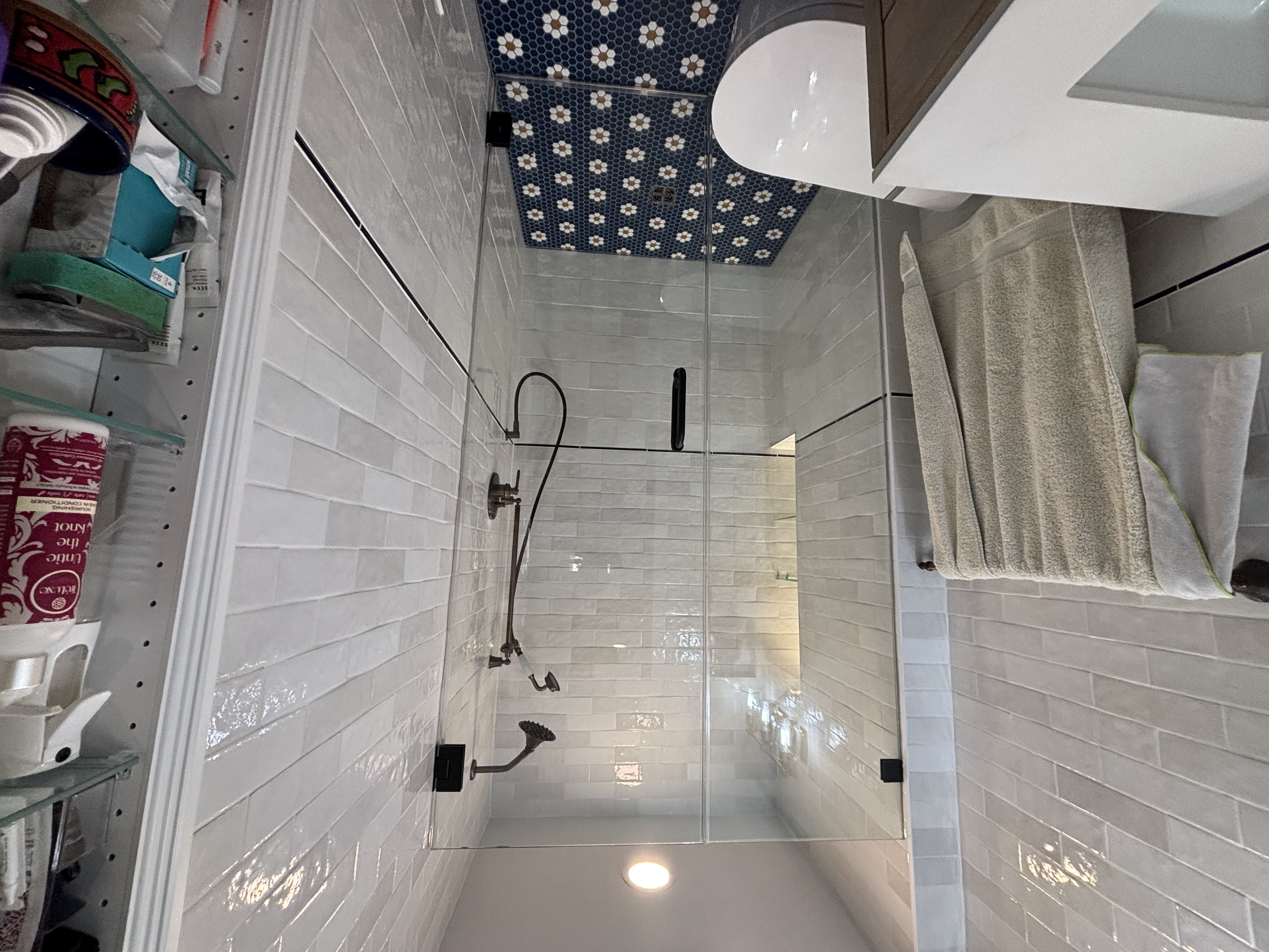 Vasquez glass services LLC Image