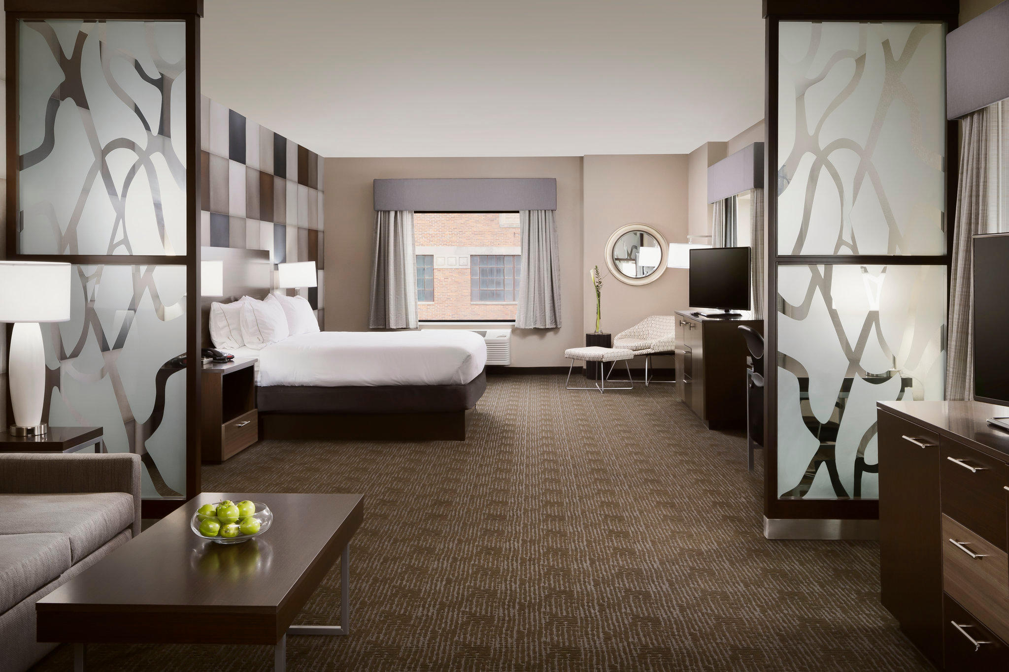 Holiday Inn Express & Suites Oklahoma City Dwtn - Bricktown Photo
