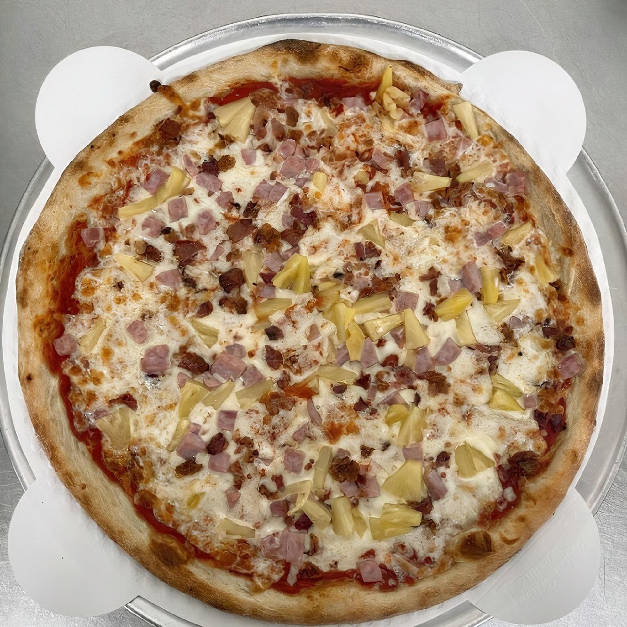 Hawaiian Deluxe Pizza
