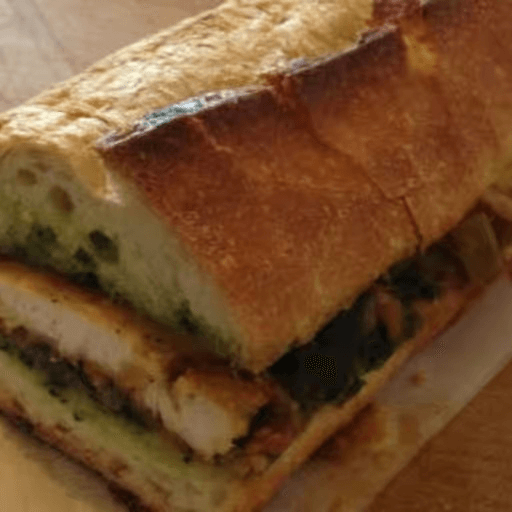 Pesto Chicken Sub 12"