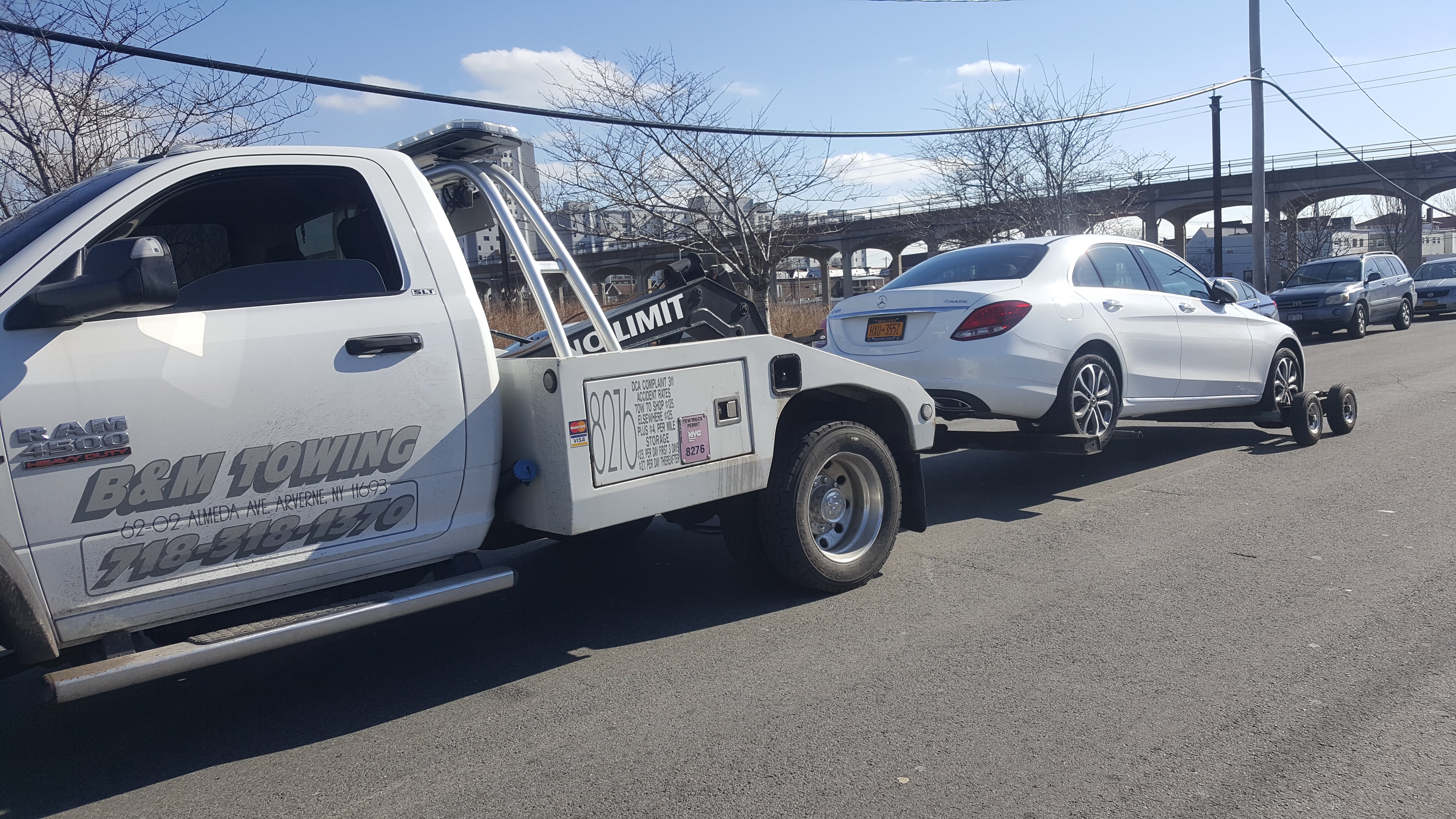 B&M Towing Photo