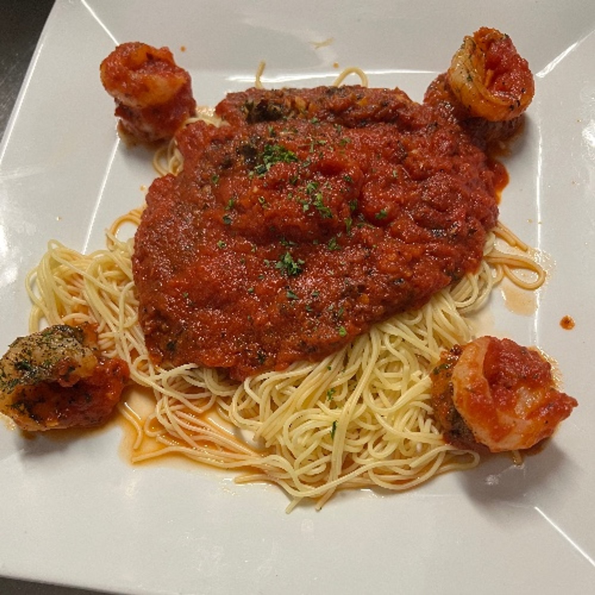 Shrimp marinara