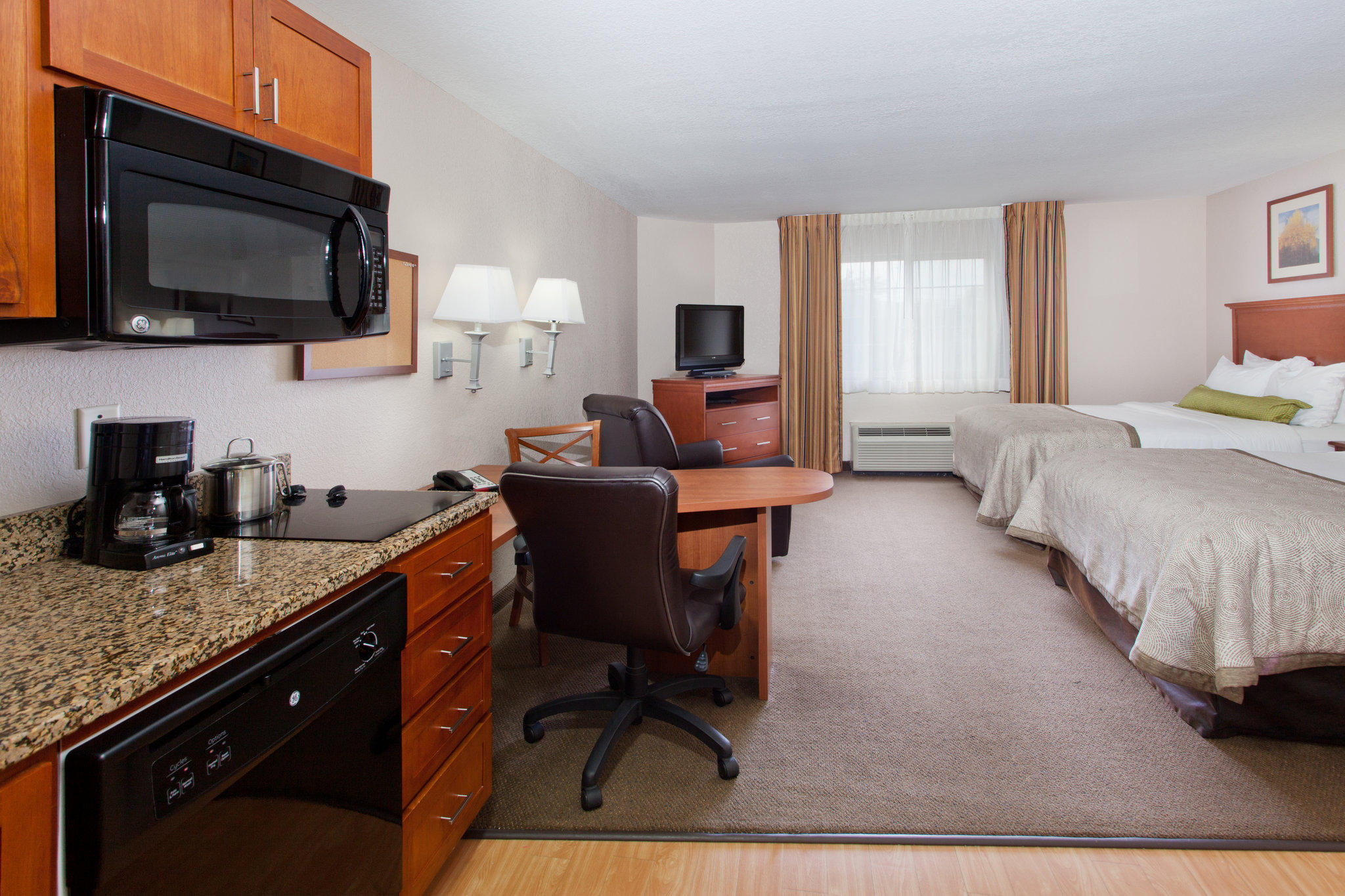 Candlewood Suites Lexington Photo