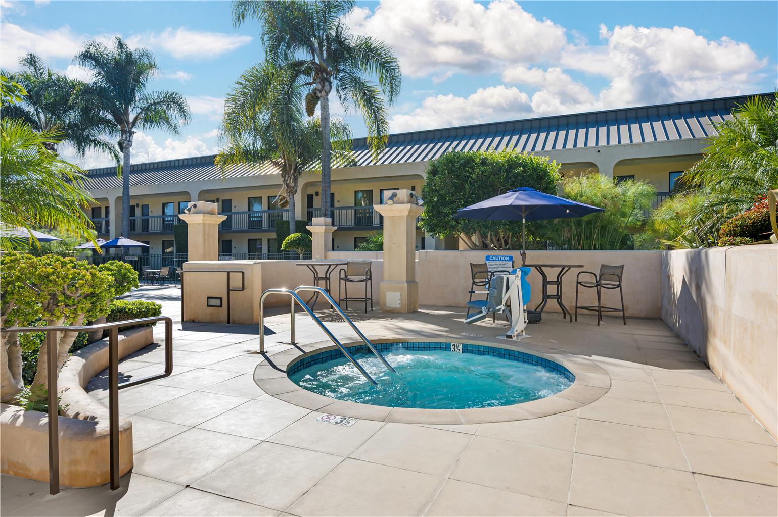 Best Western Plus South Coast Inn Image