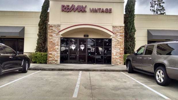 Images RE/MAX Vintage