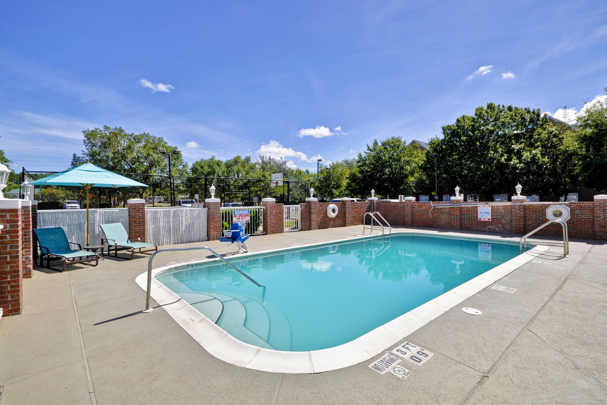 Residence Inn by Marriott Jacksonville Airport Photo