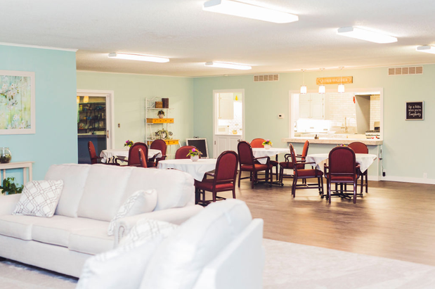 Images Just Like Home - Adult DayCenter