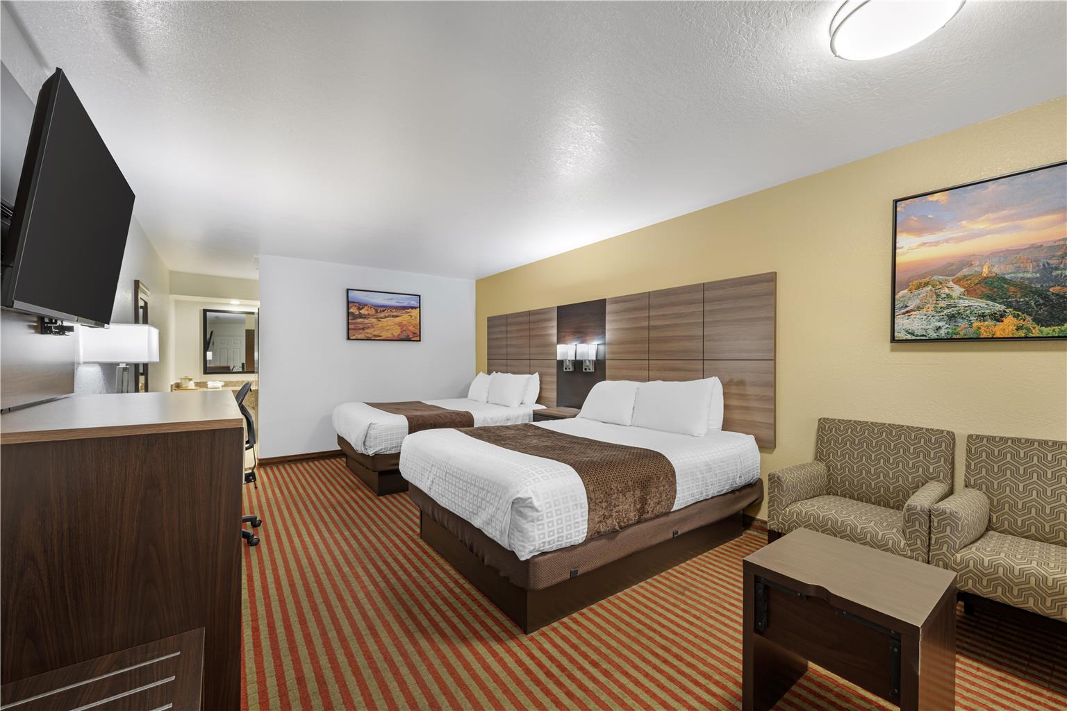 Best Western Santa Rosa Inn Image