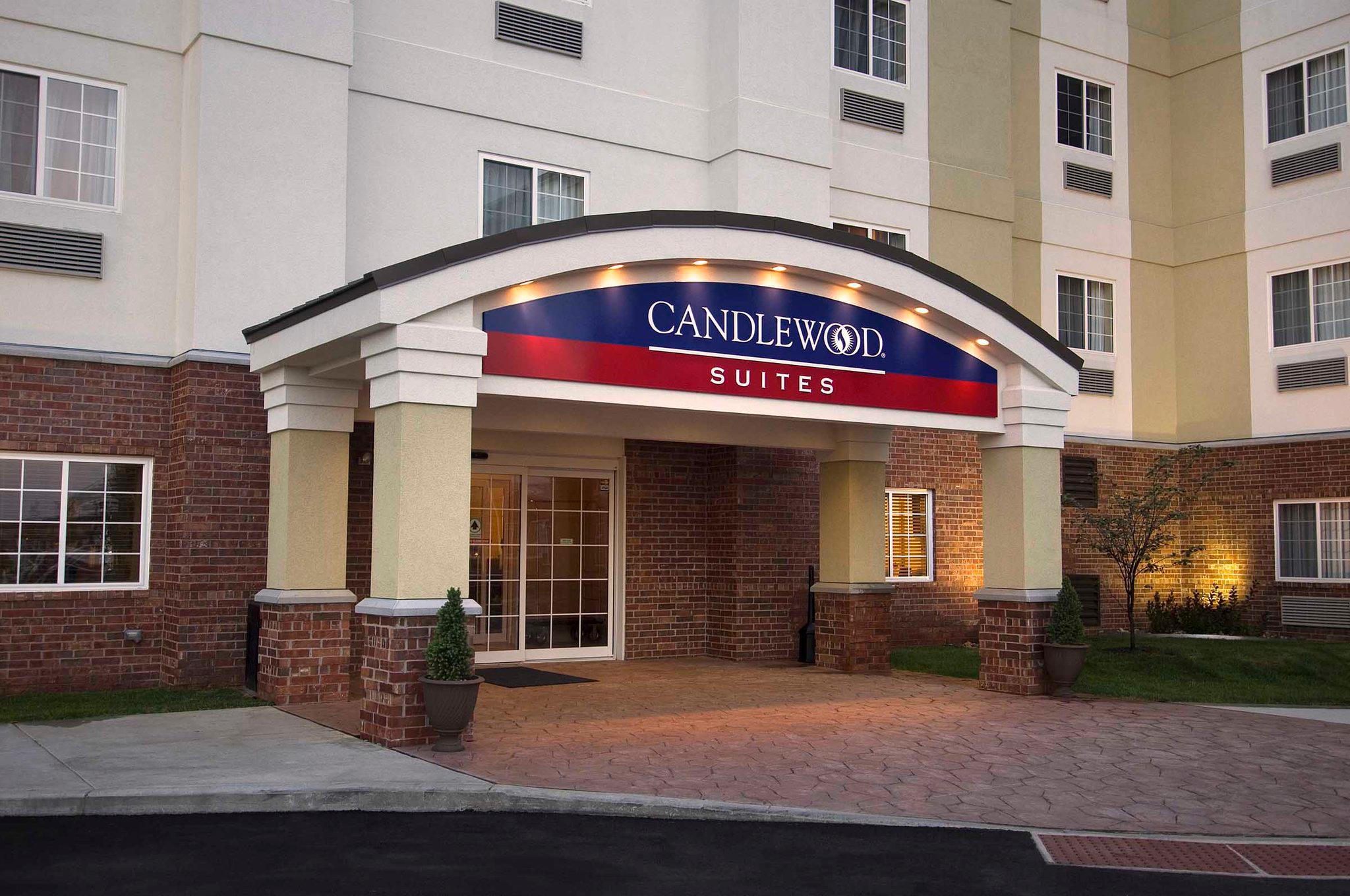 Candlewood Suites Lafayette Photo