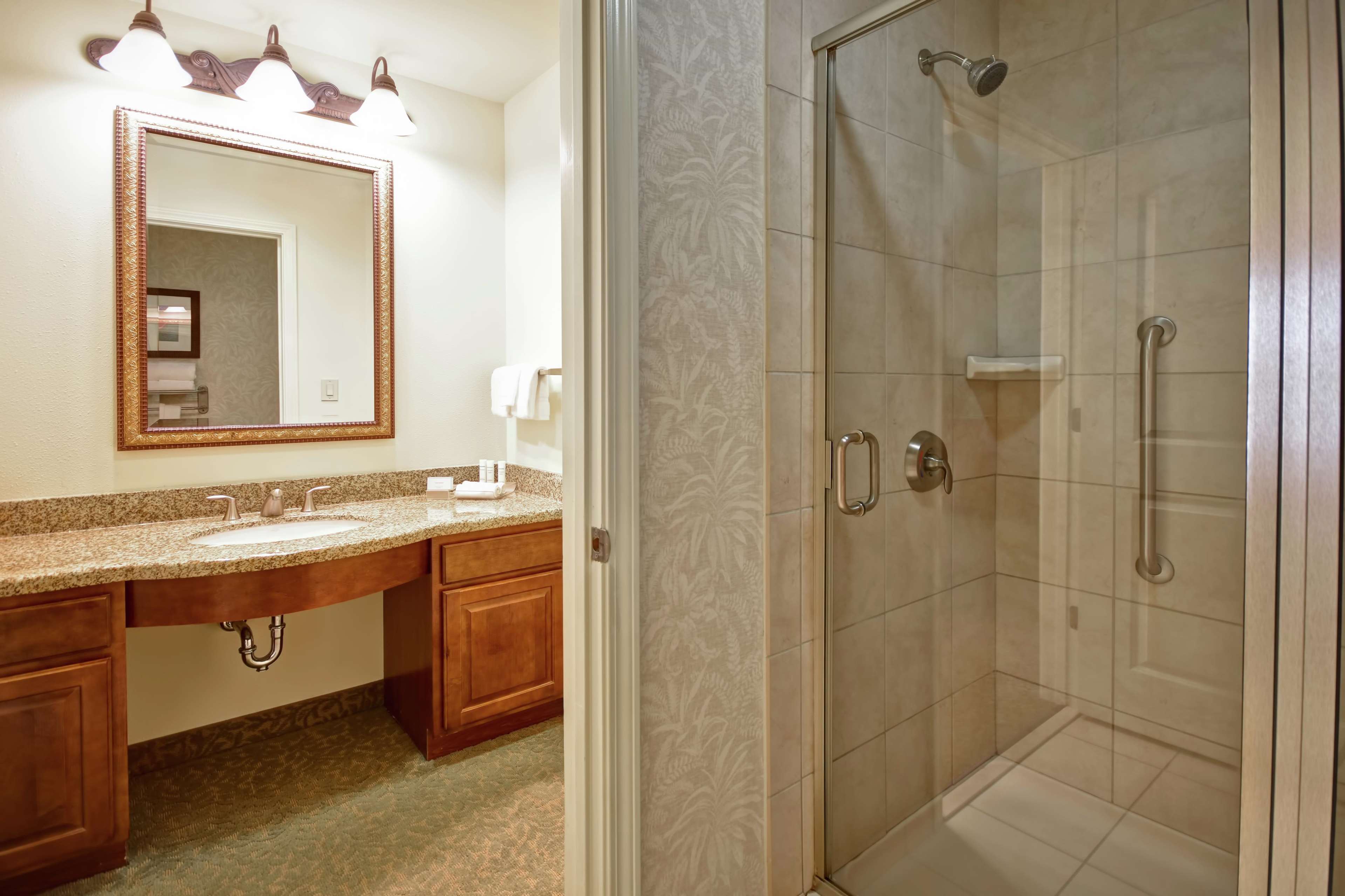 Homewood Suites by Hilton Charleston Airport Photo