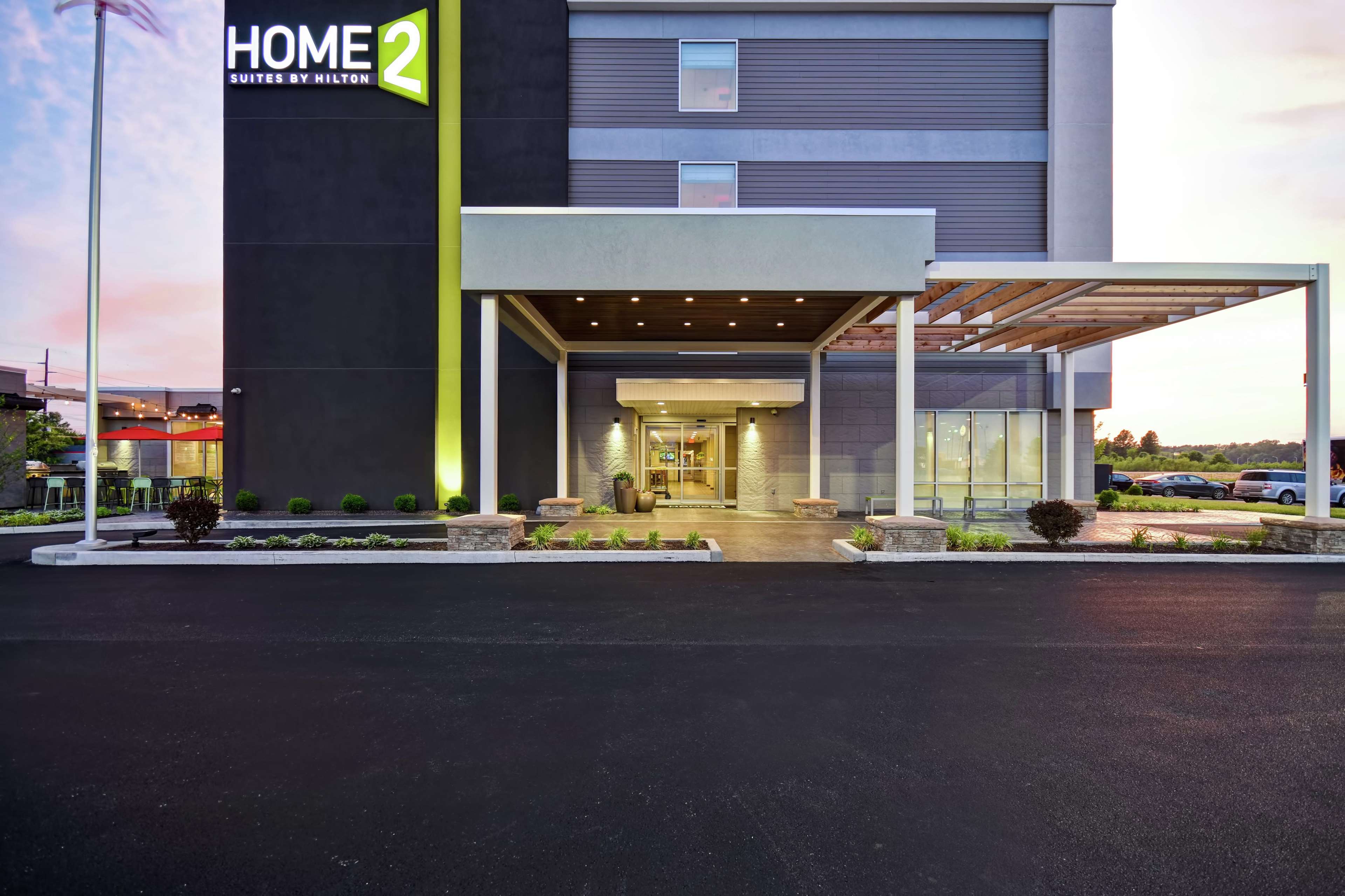 Home2 Suites By Hilton Terre Haute Photo