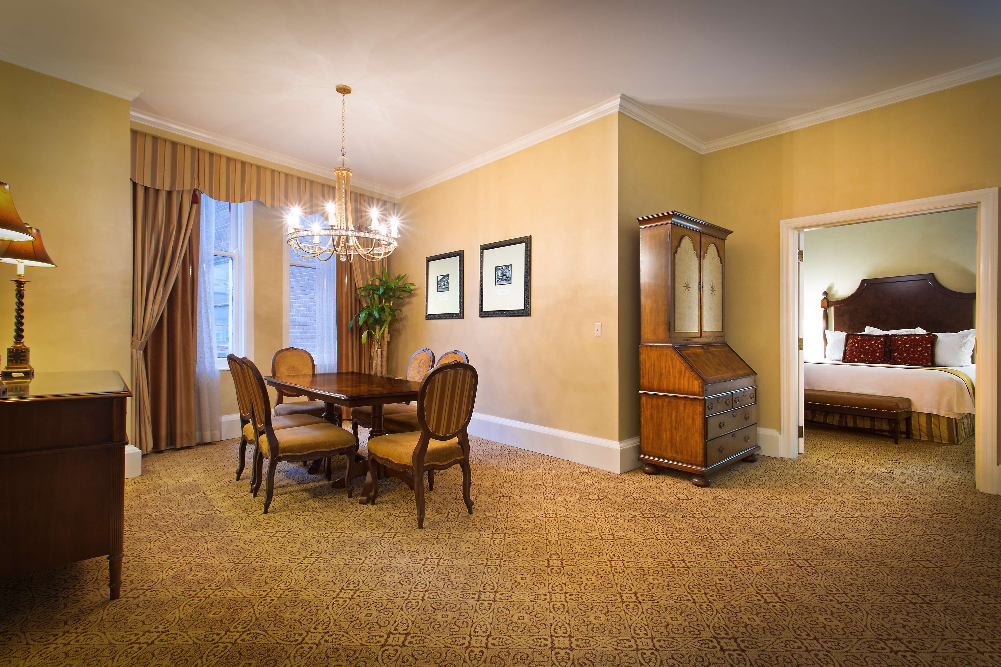 The Roosevelt New Orleans, A Waldorf Astoria Hotel Photo