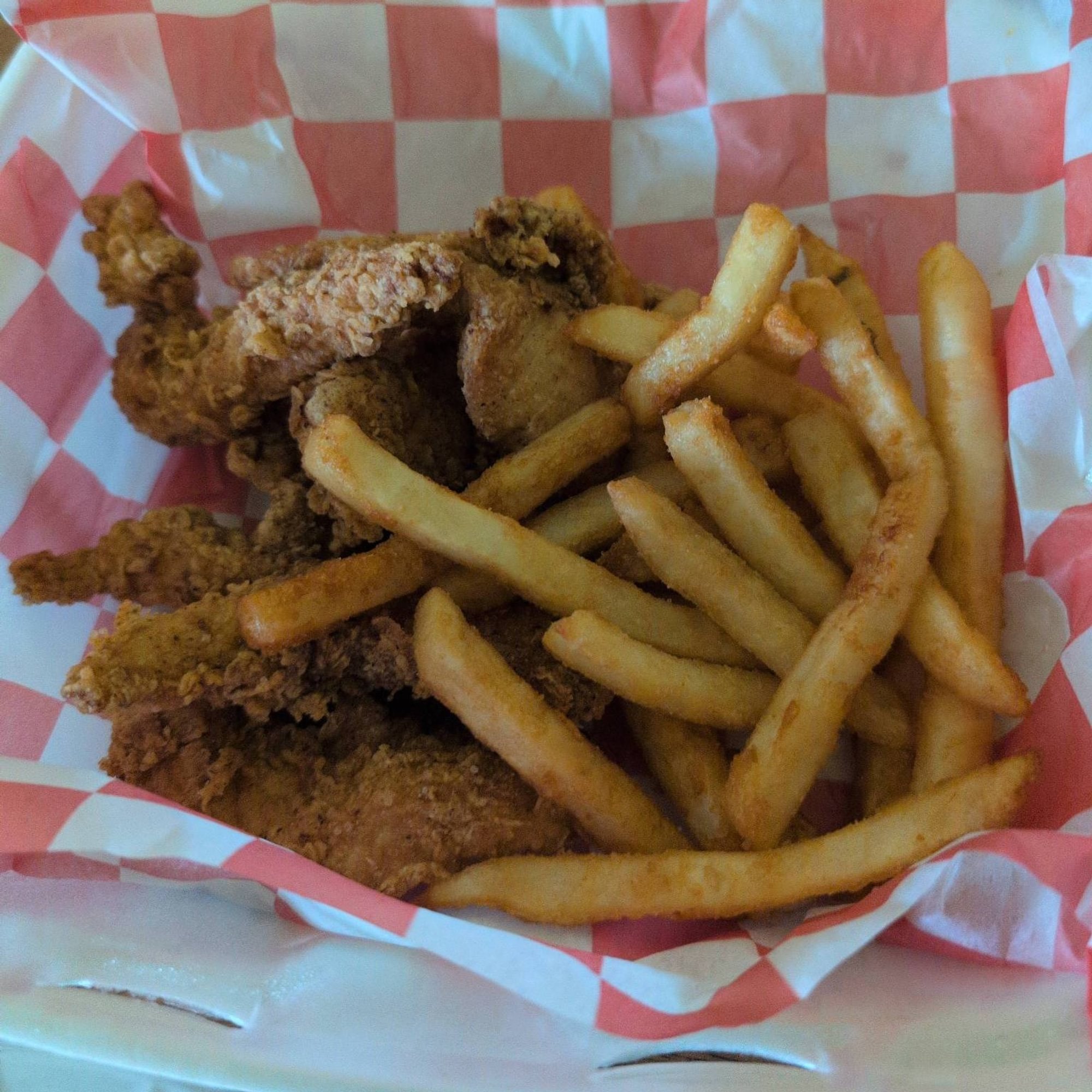 Jaxon's 6 Tender Basket