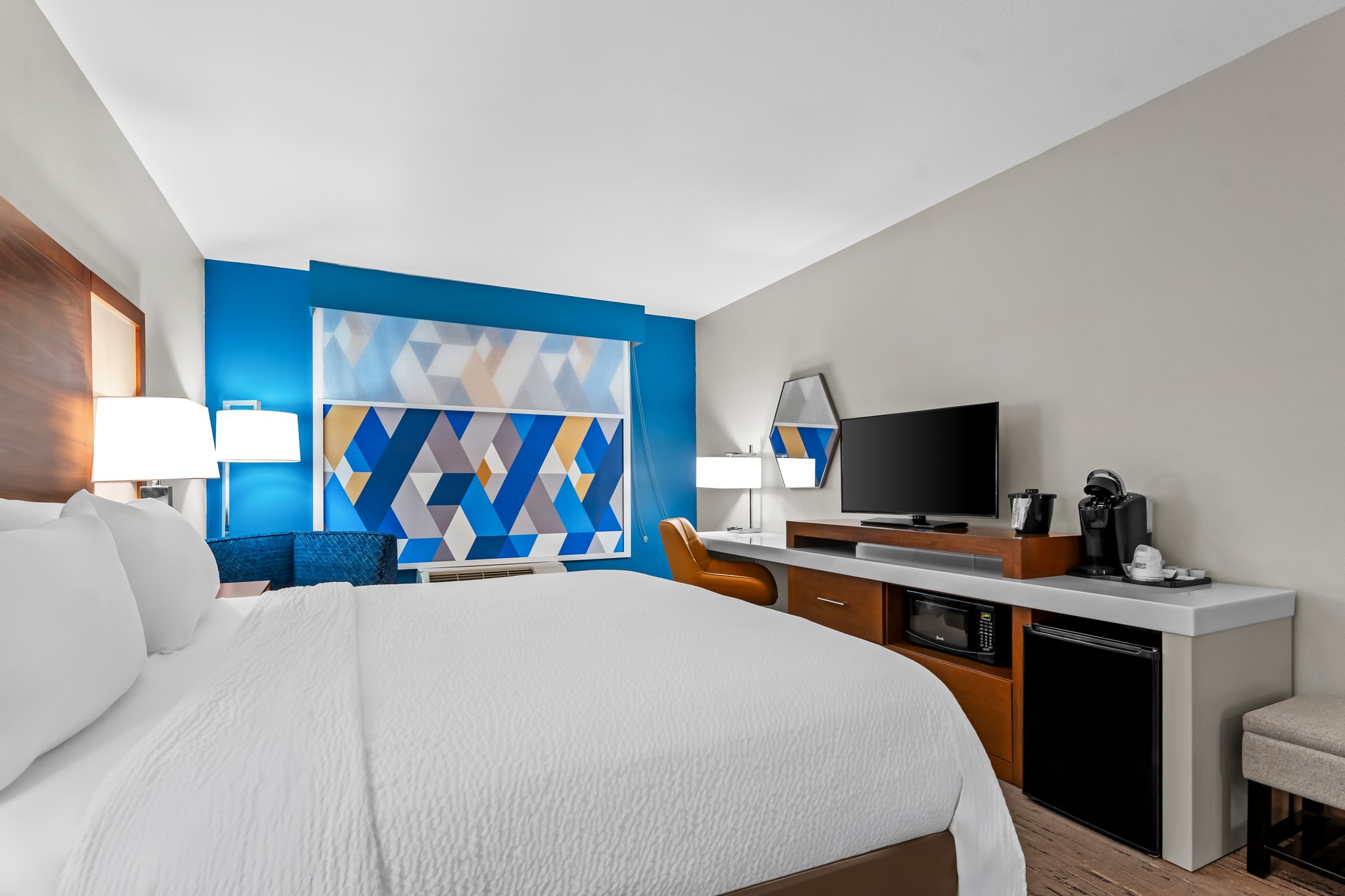 Holiday Inn Express & Suites Albany by IHG Image