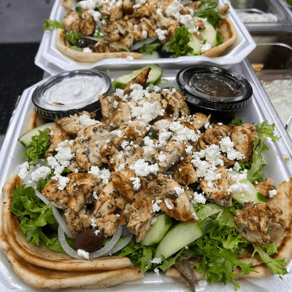 Grecian Chicken Delight Salad