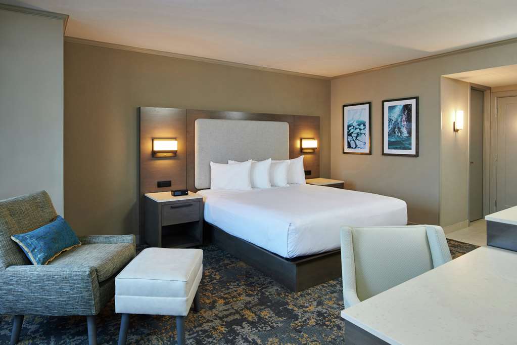 Hilton Anchorage Image