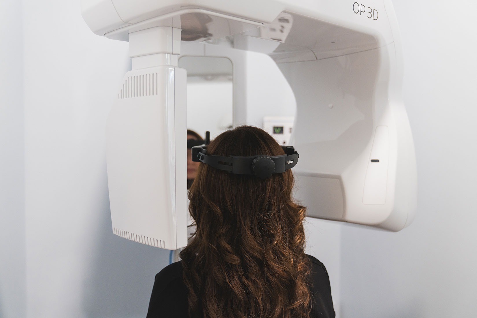 Valencia Aesthetic Dentistry Image