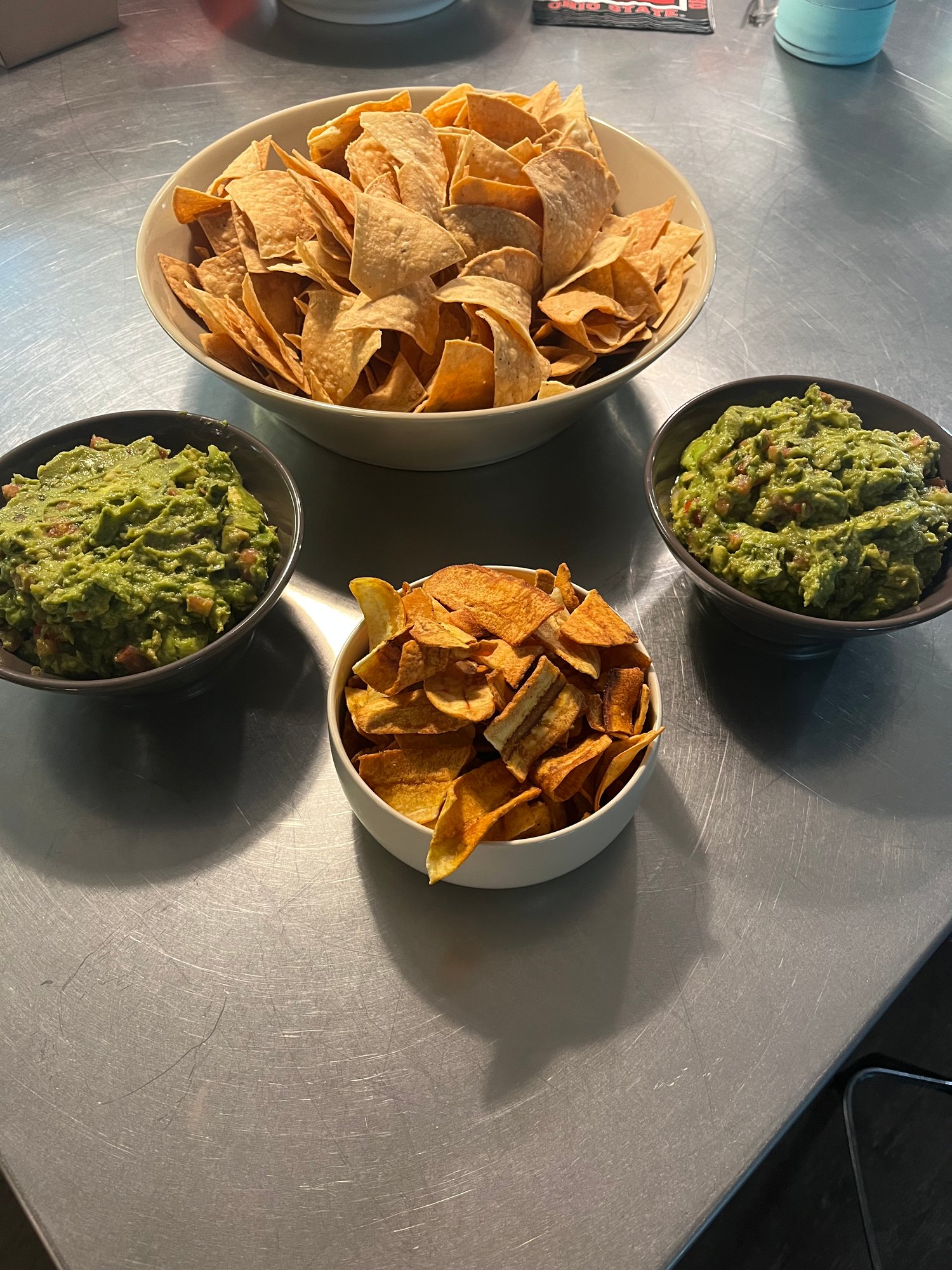 Guacamole, Salsa & Chips