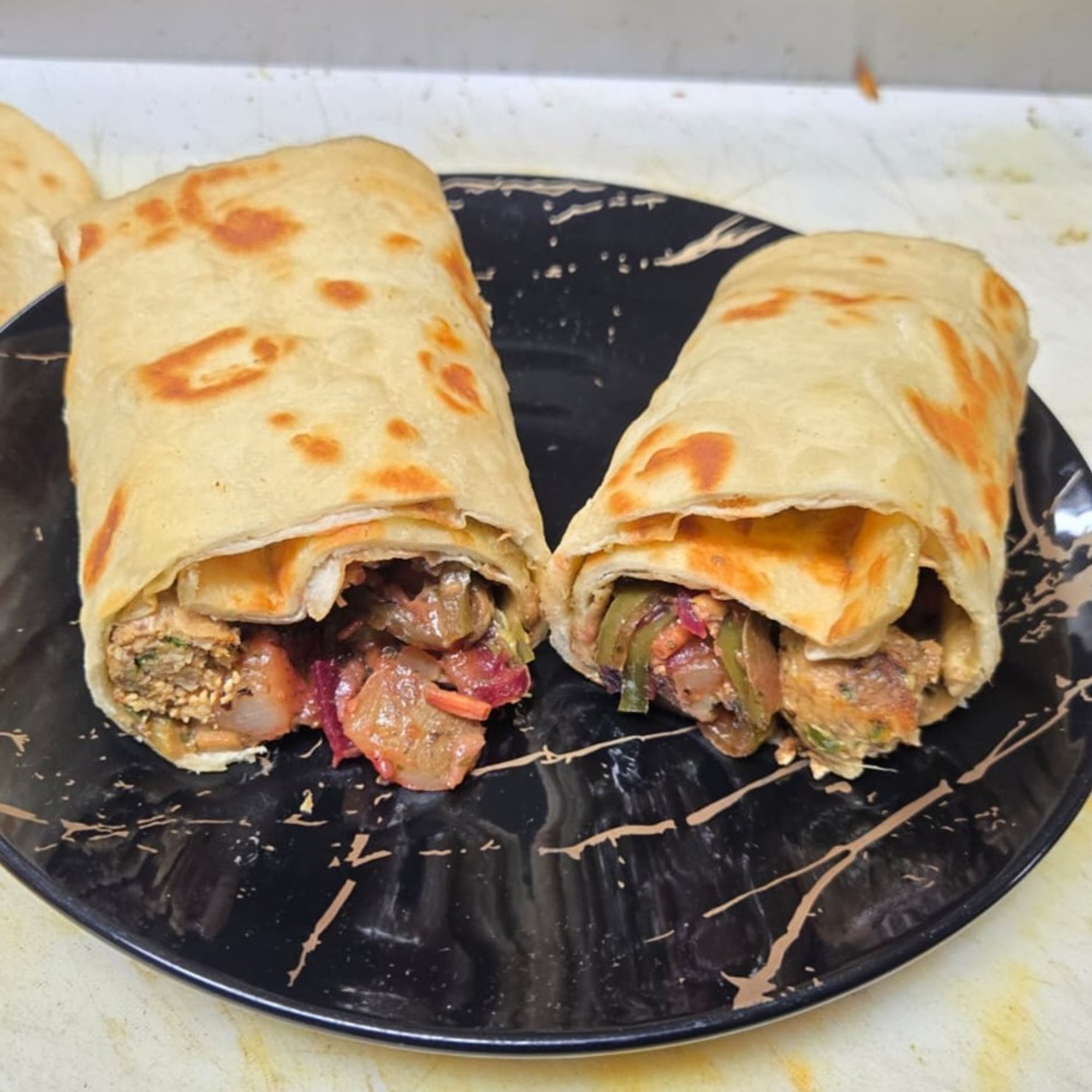 VeerGi Chicken Seekh Sizzle — Spiced Chicken Kabab Naan Pocket