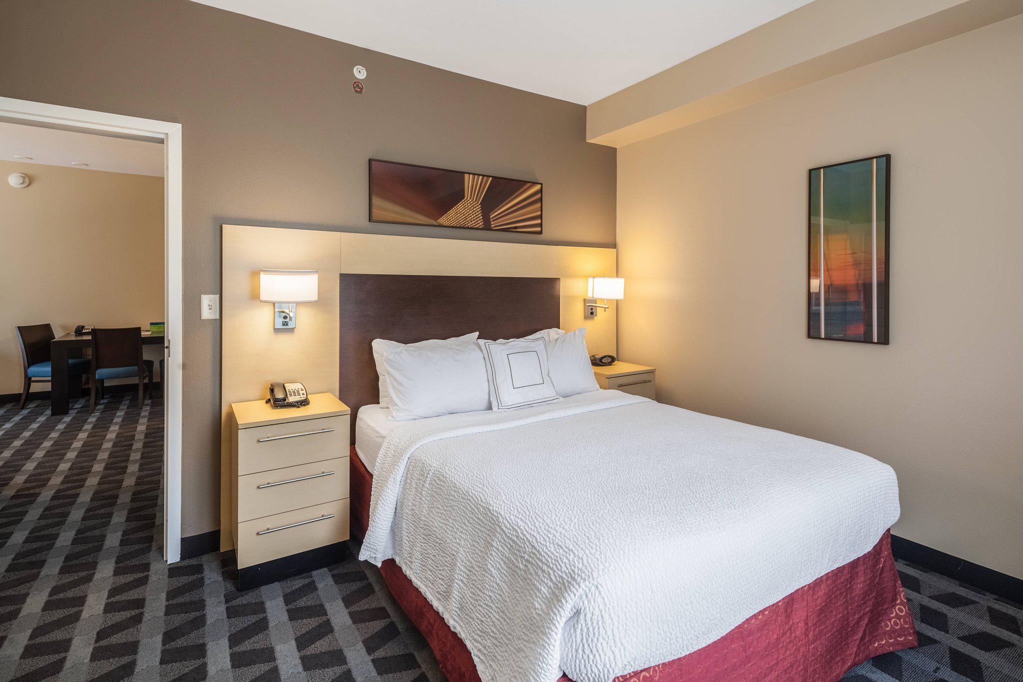 TownePlace Suites by Marriott Jacksonville Butler Boulevard Photo