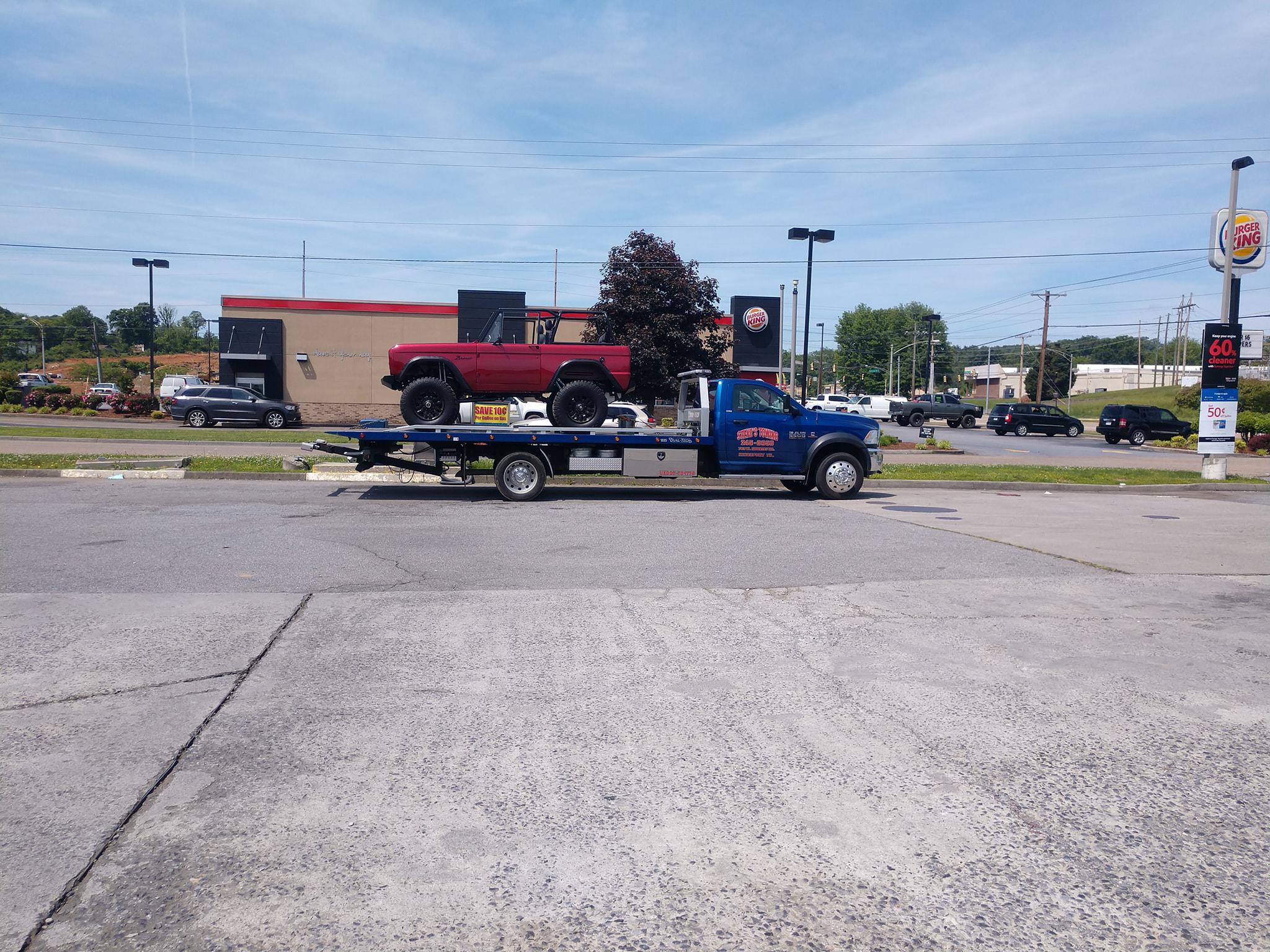 Steve's Towing Photo