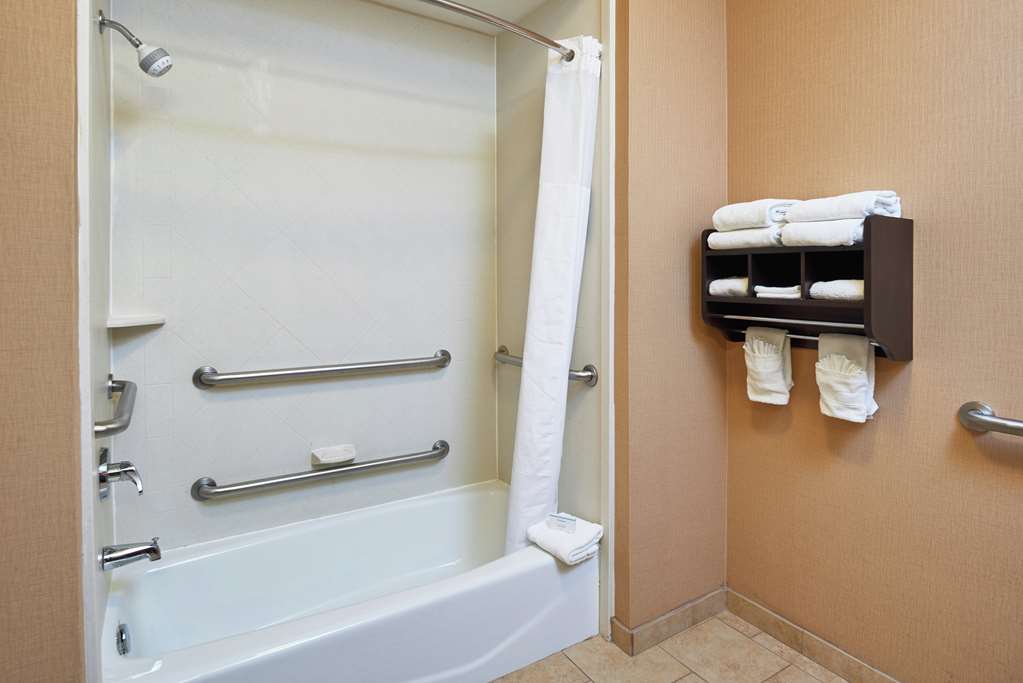 Hampton Inn & Suites Decatur Image