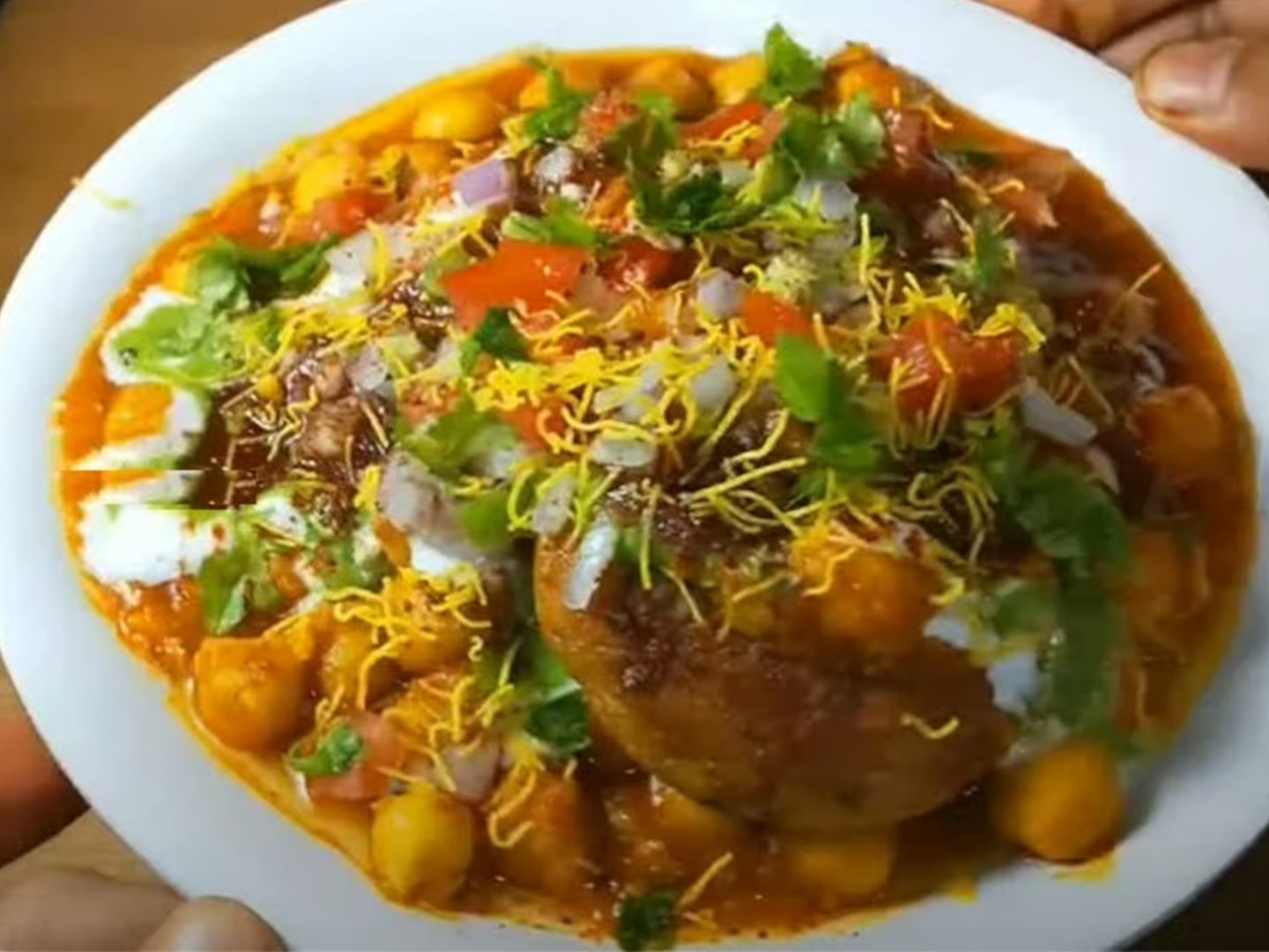 8. Aloo Tikki Chaat