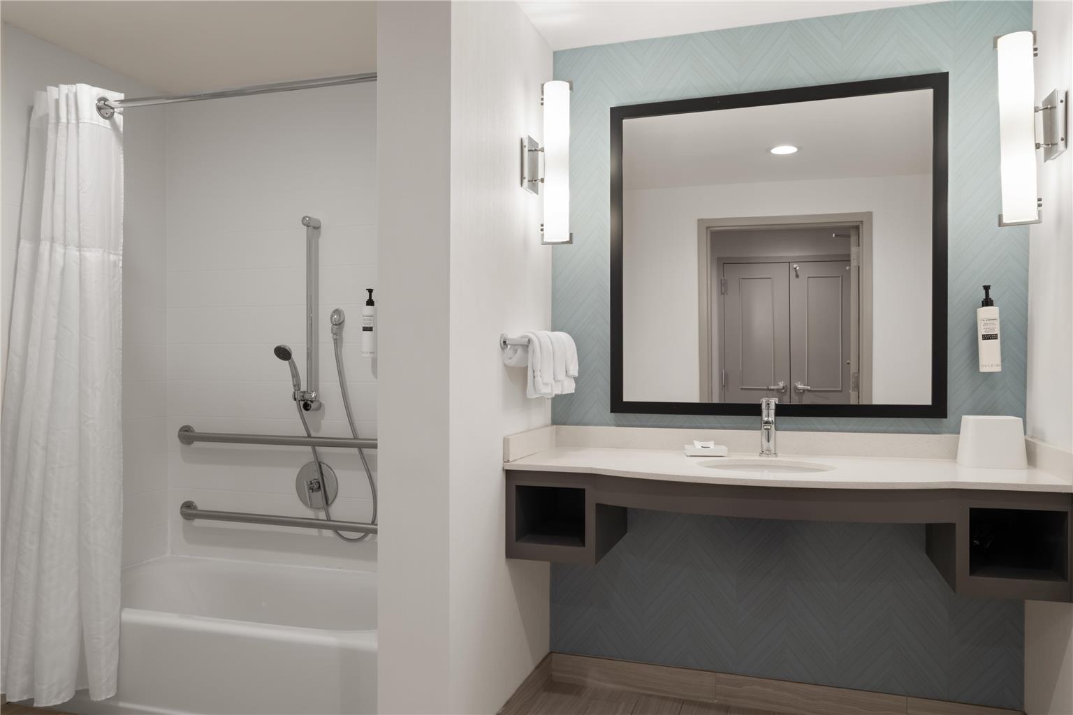 Hilton Garden Inn Lenox Pittsfield Image