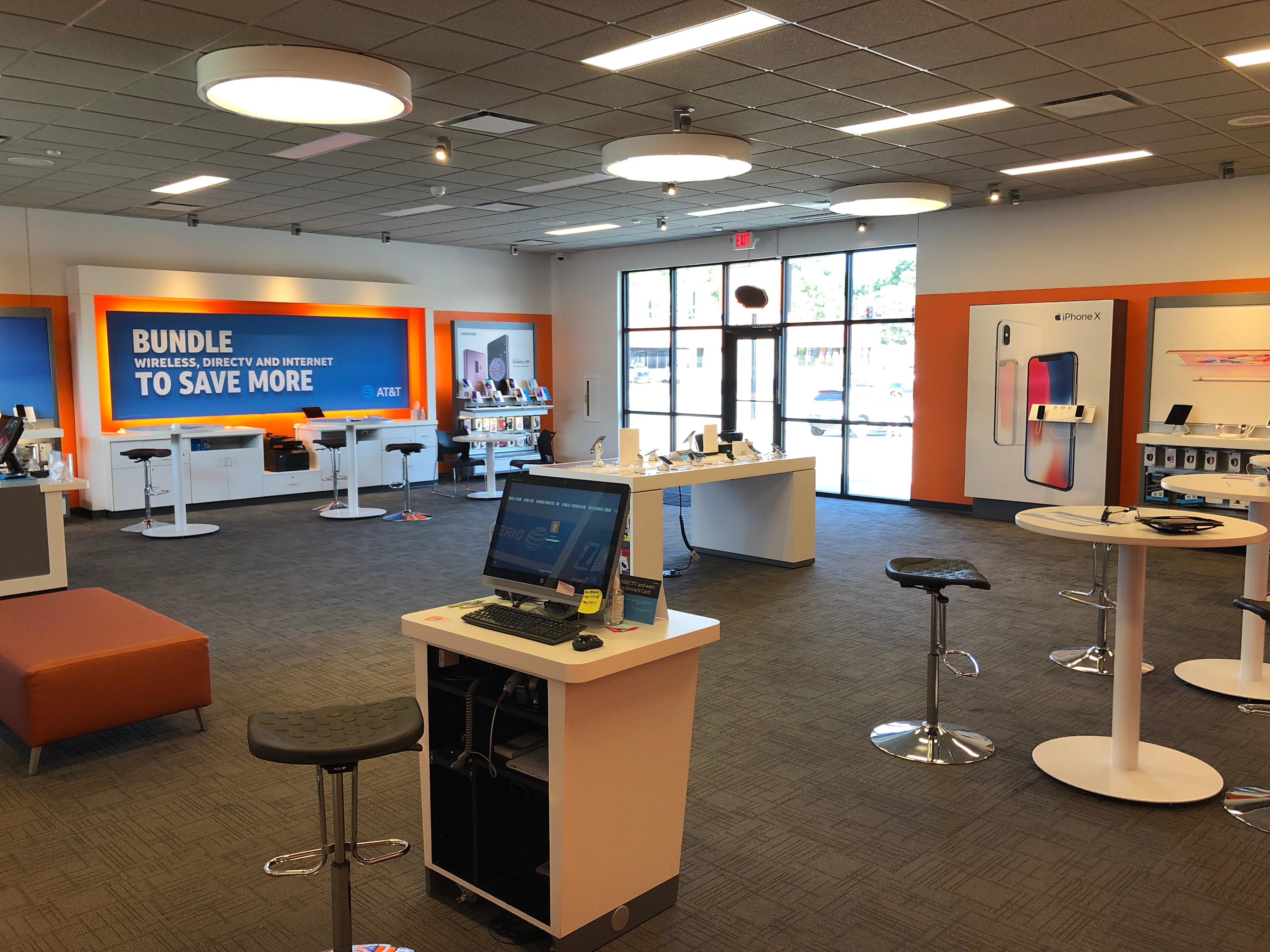 AT&T Store Photo