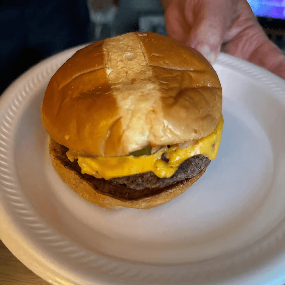 1/2 Cheeseburger