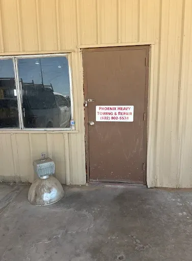 Phoenix Heavy Towing and Repair Image
