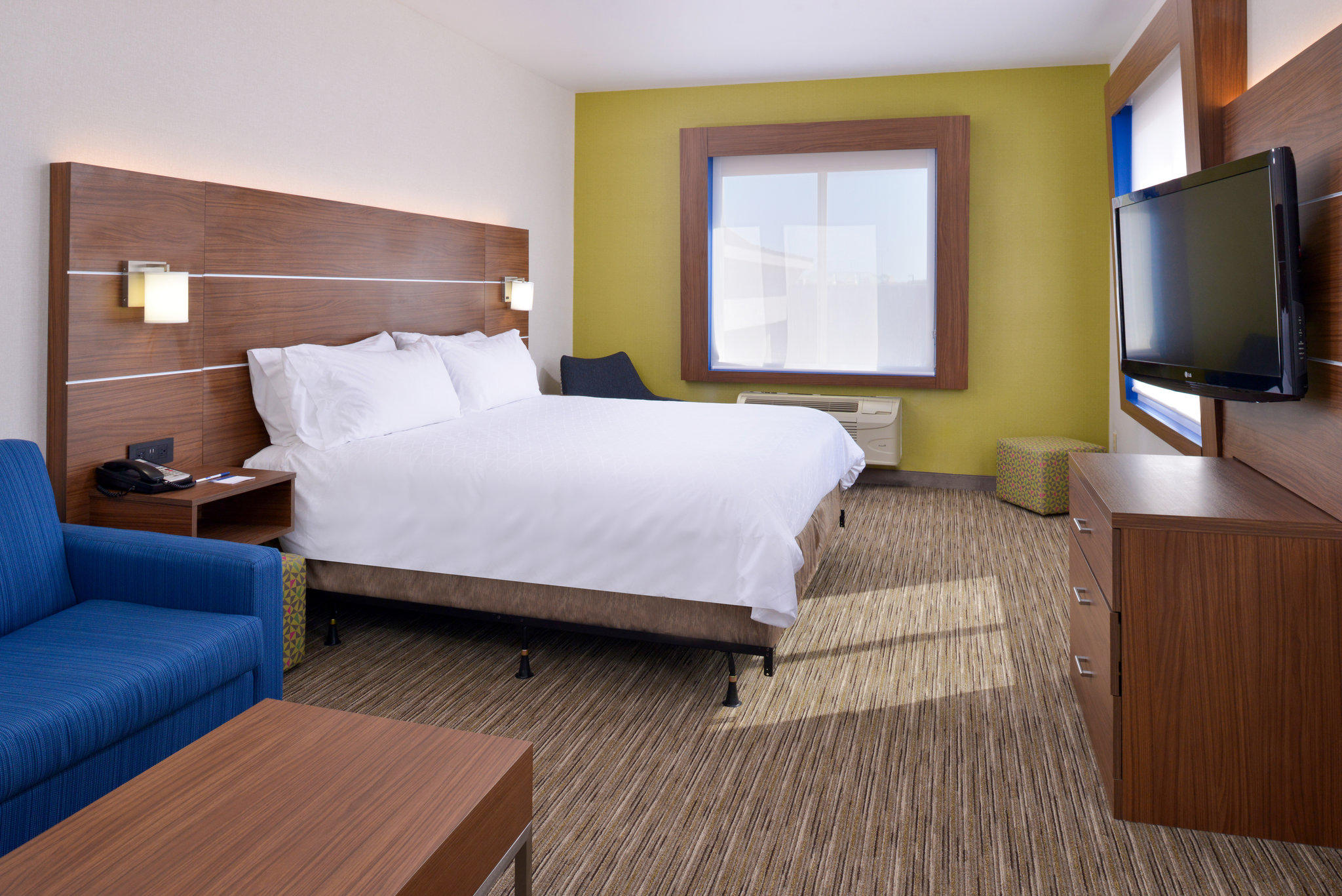 Holiday Inn Express & Suites Abilene Mall South Photo