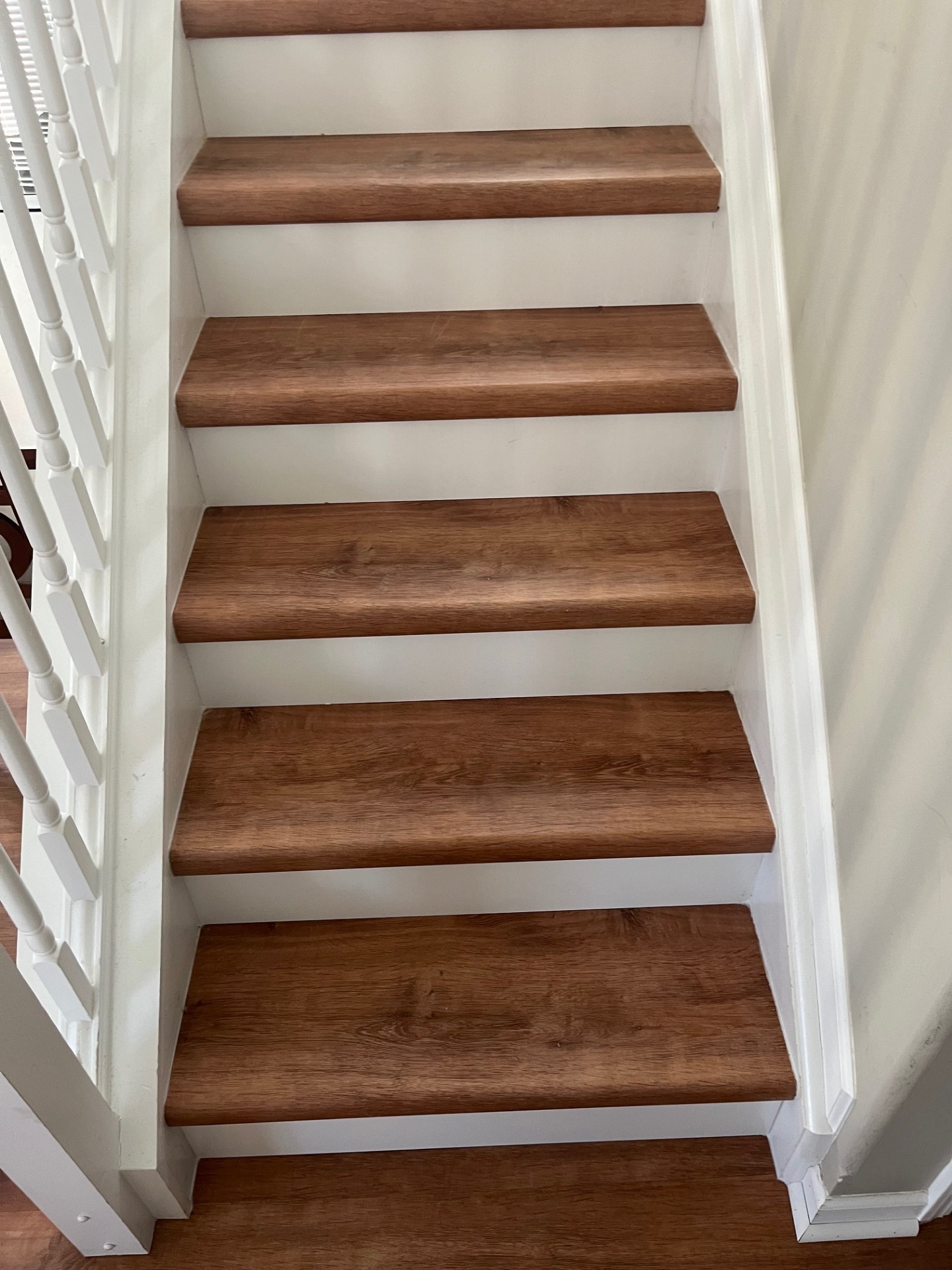 Pickaway Flooring Center Image