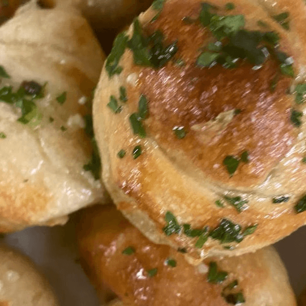 Garlic Knots