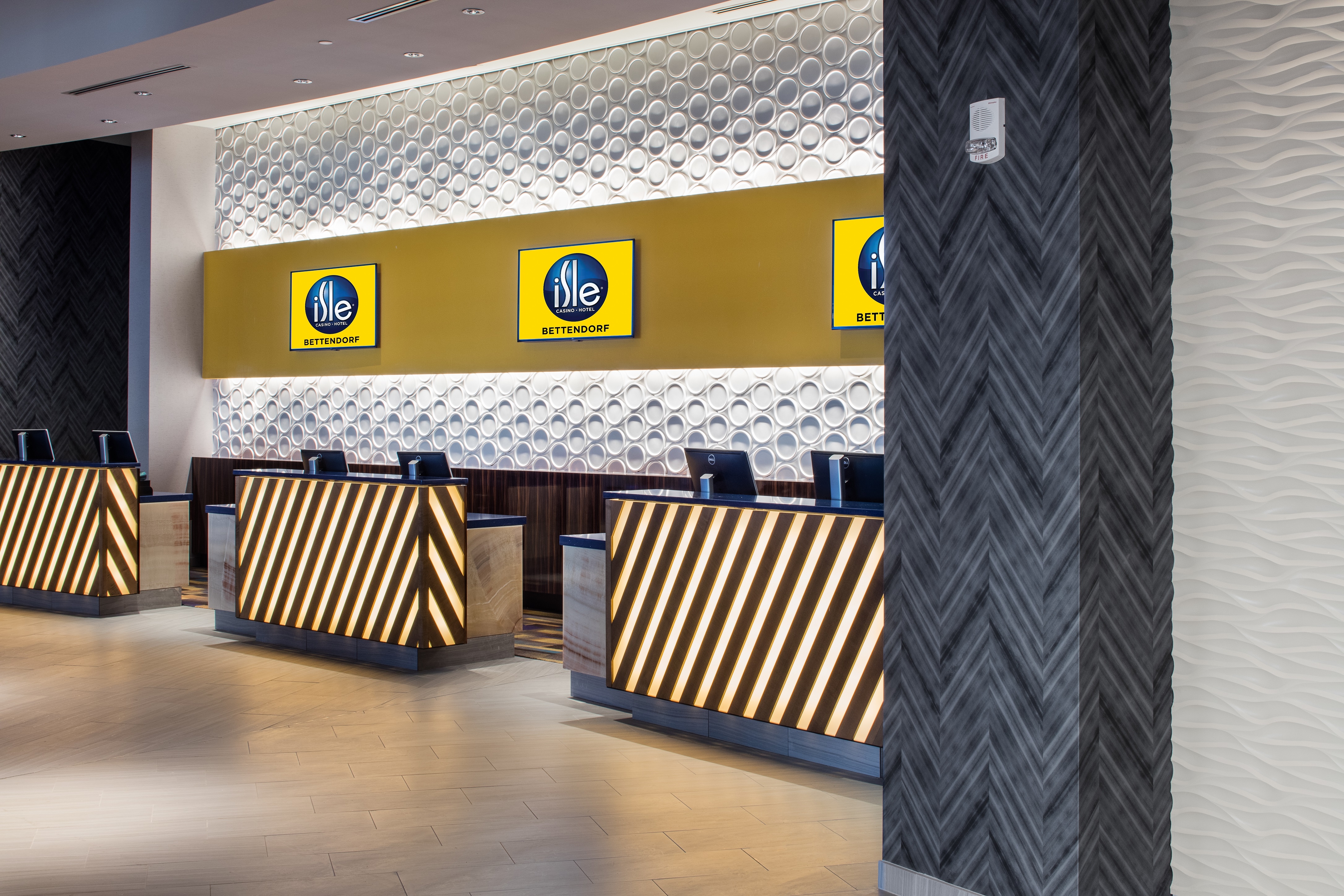 Isle casino poker room phone number