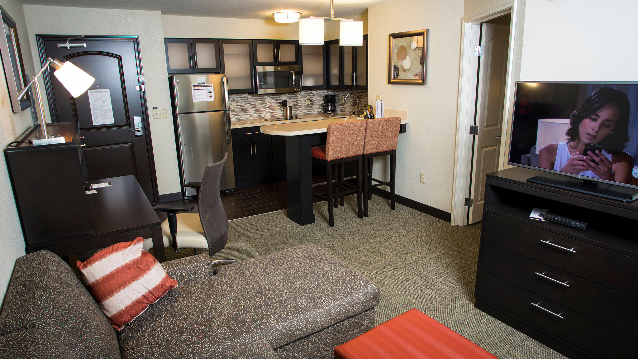 Staybridge Suites Lexington Photo