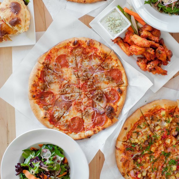 Images Uptown Pizza Kitchen