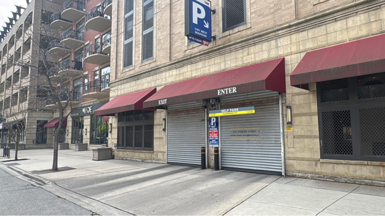 LAZ Parking - Block Y Garage - 1301 W Madison