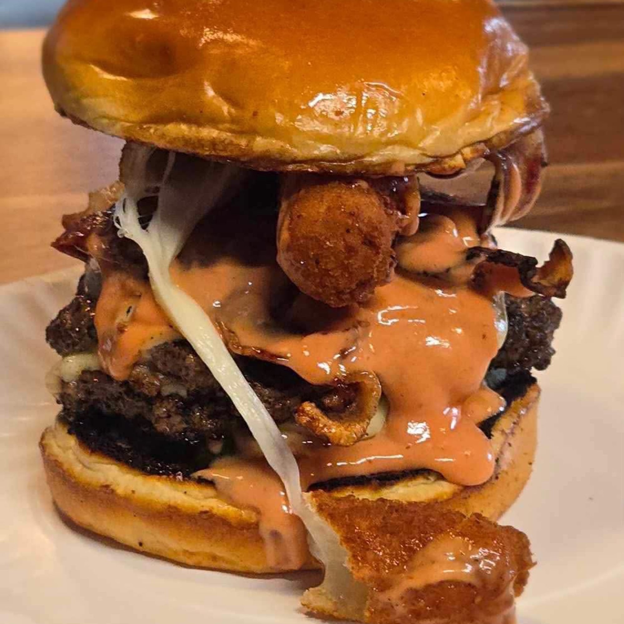 Mozzarella Smash Burger