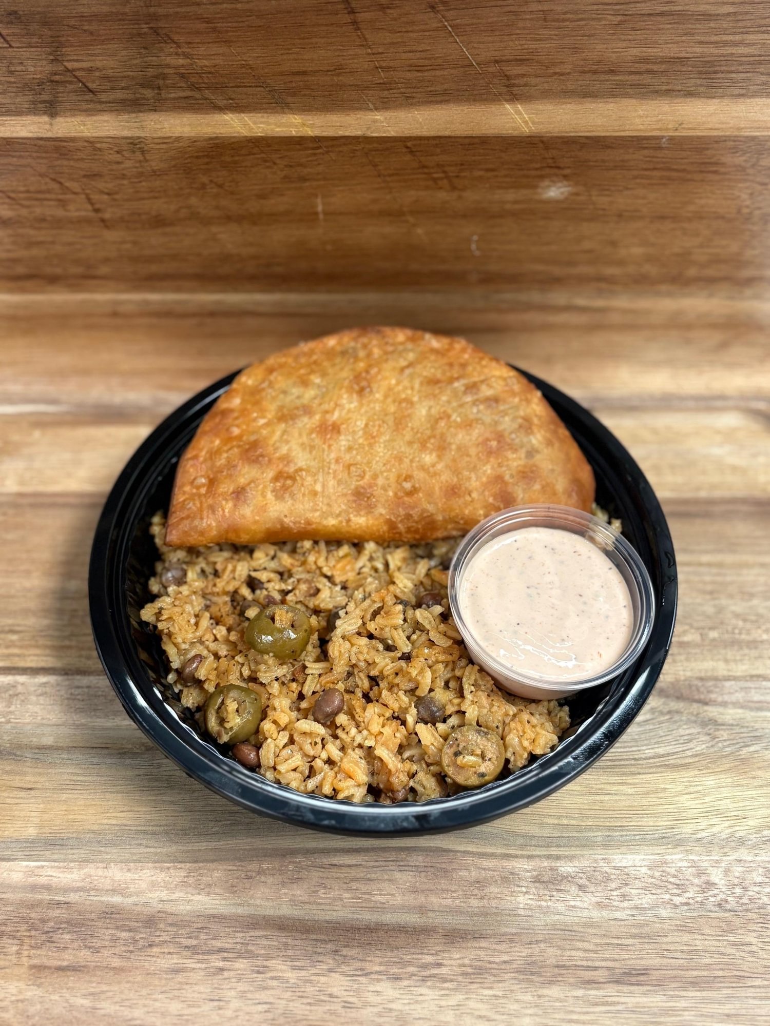 1 Pastelillo + 1 Side + 1 Sauce