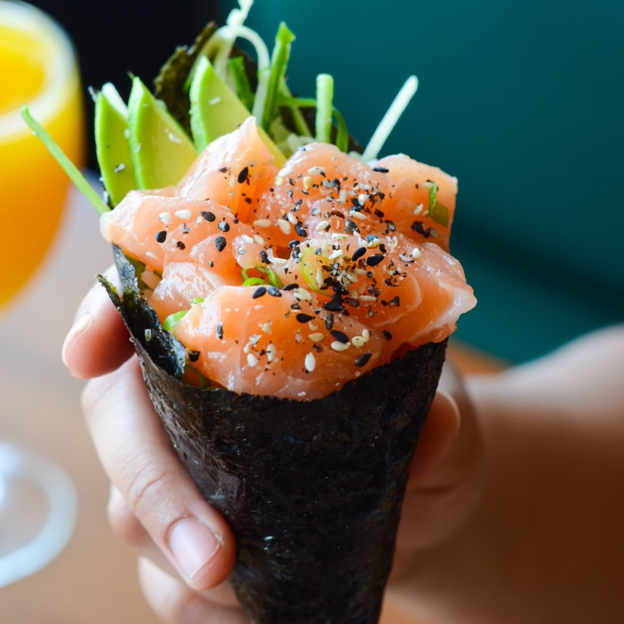 Temaki Alaskan