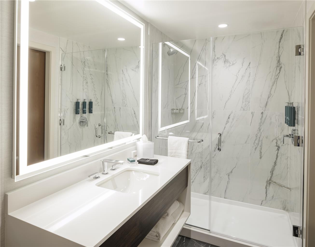 Hilton Arlington Rosslyn The Key Image