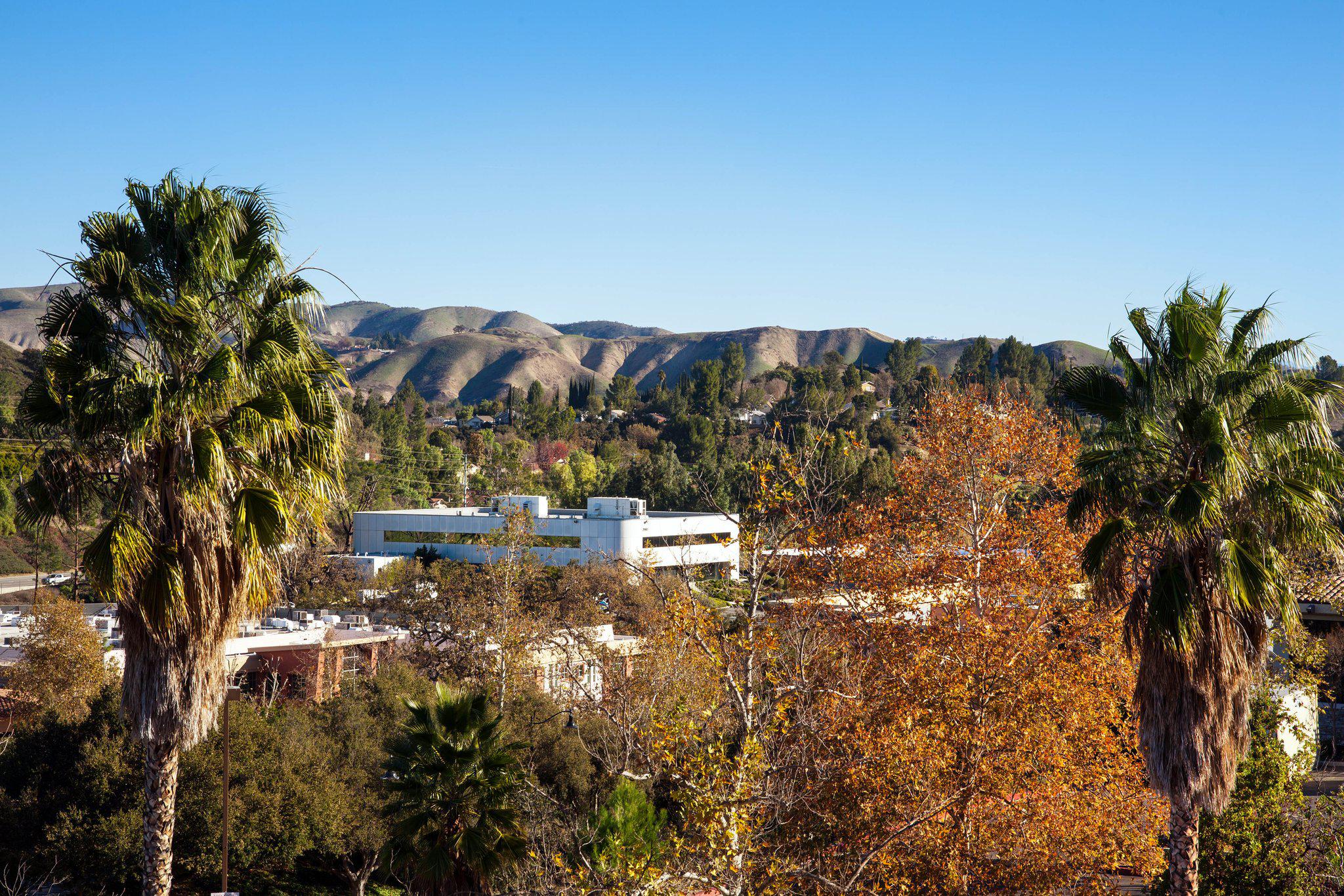 Sheraton Agoura Hills Hotel Photo