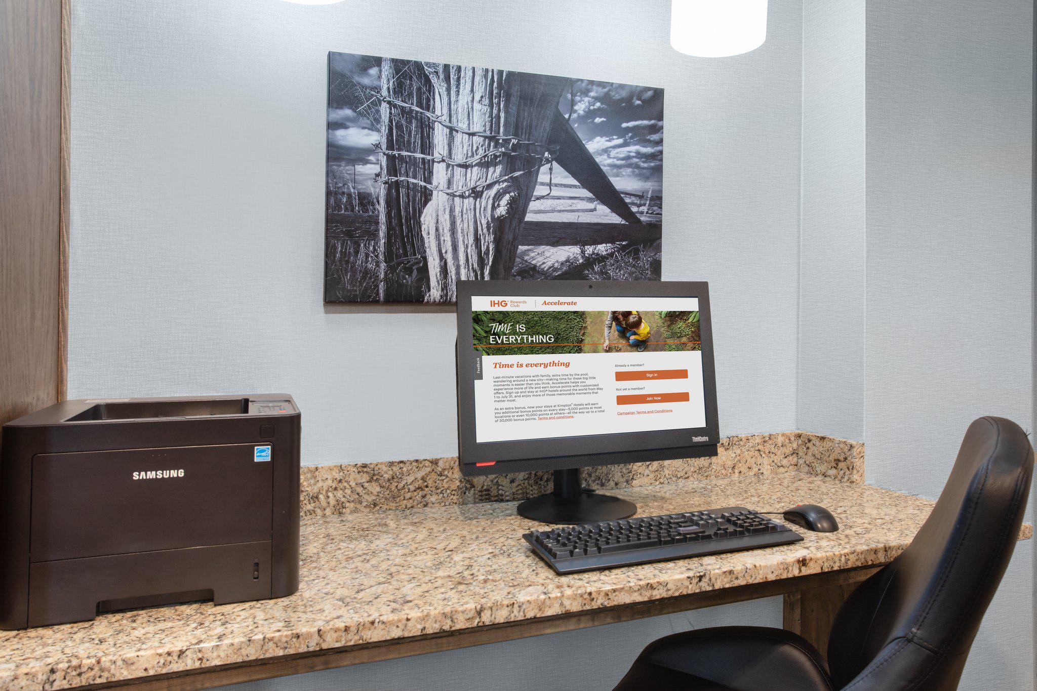 Staybridge Suites Denver International Airport Photo