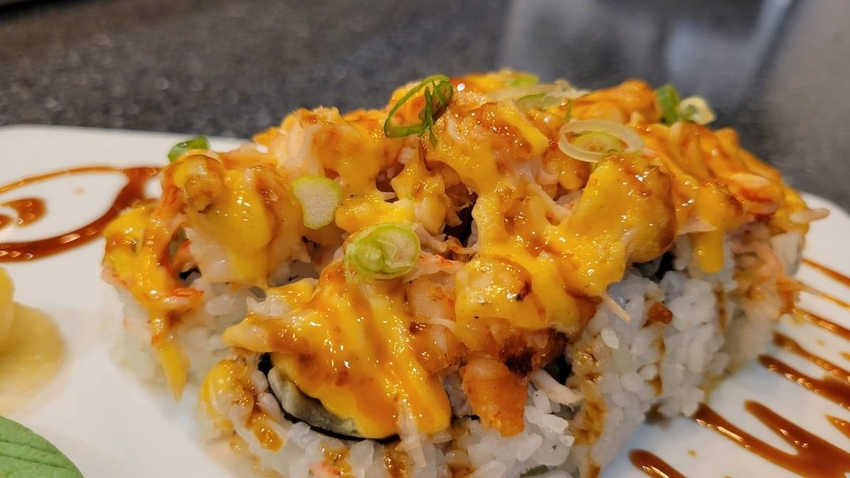 Seafood Dynamite Roll *