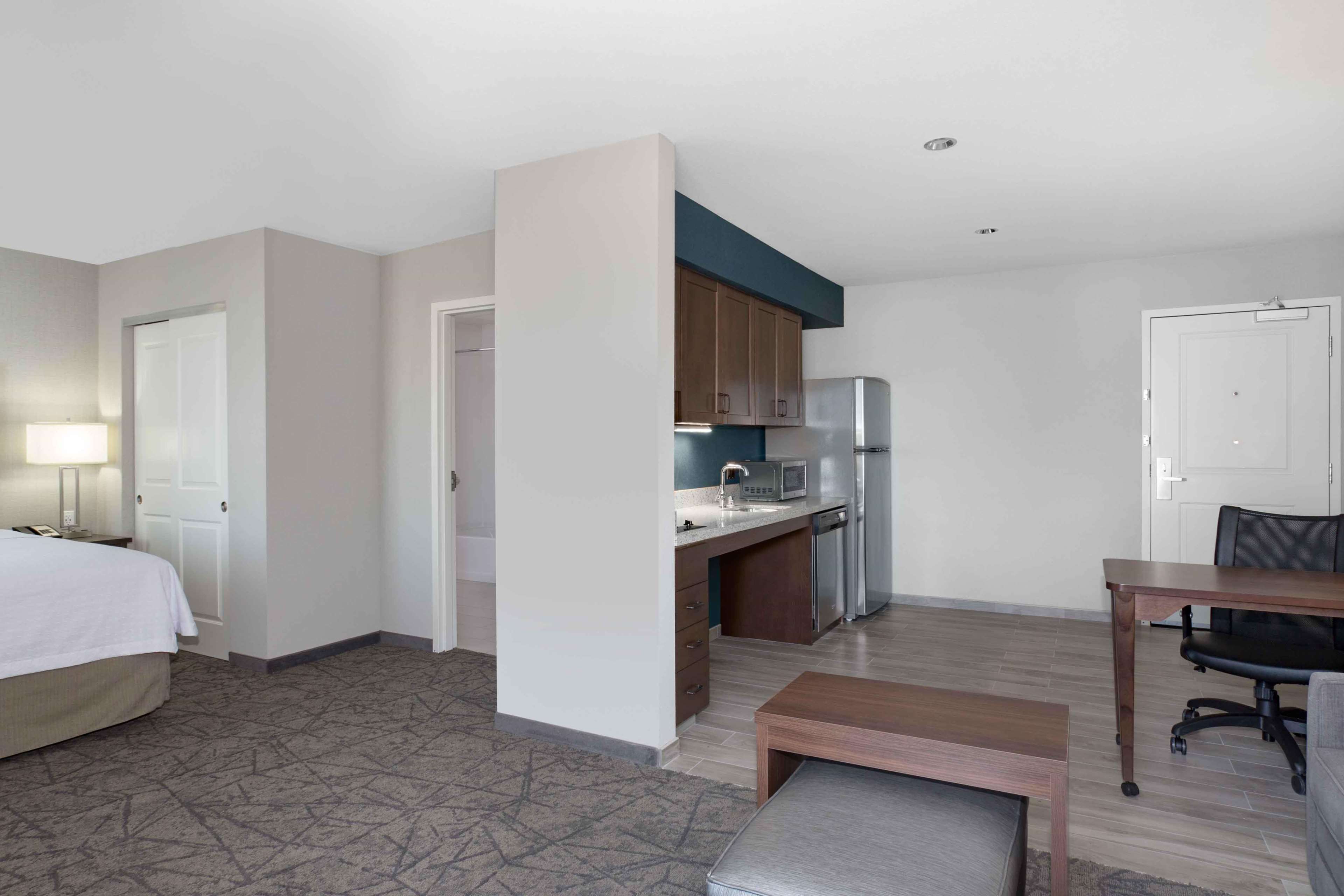 Homewood Suites by Hilton Las Vegas City Center Photo