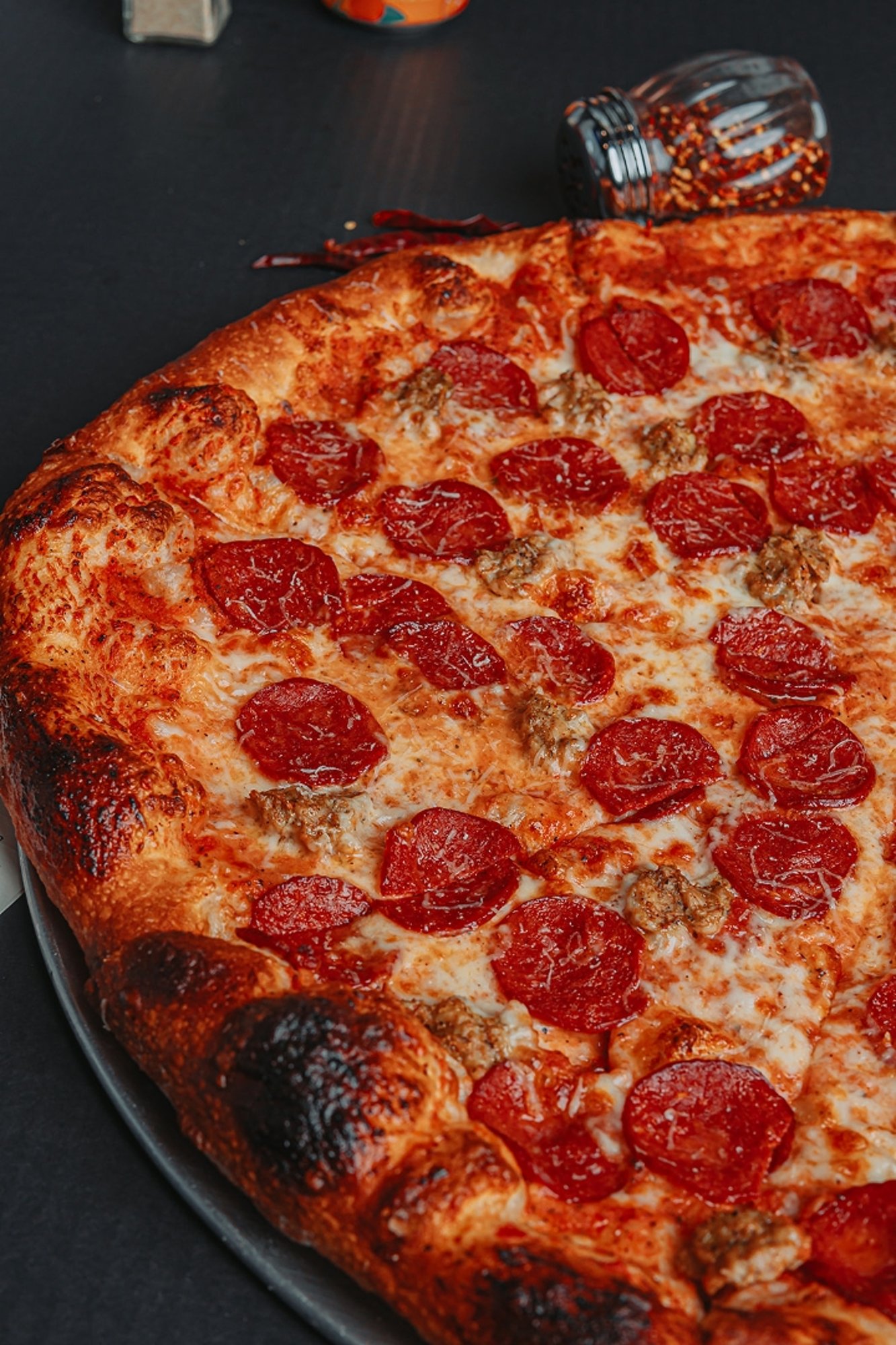 18" Supreme Pie