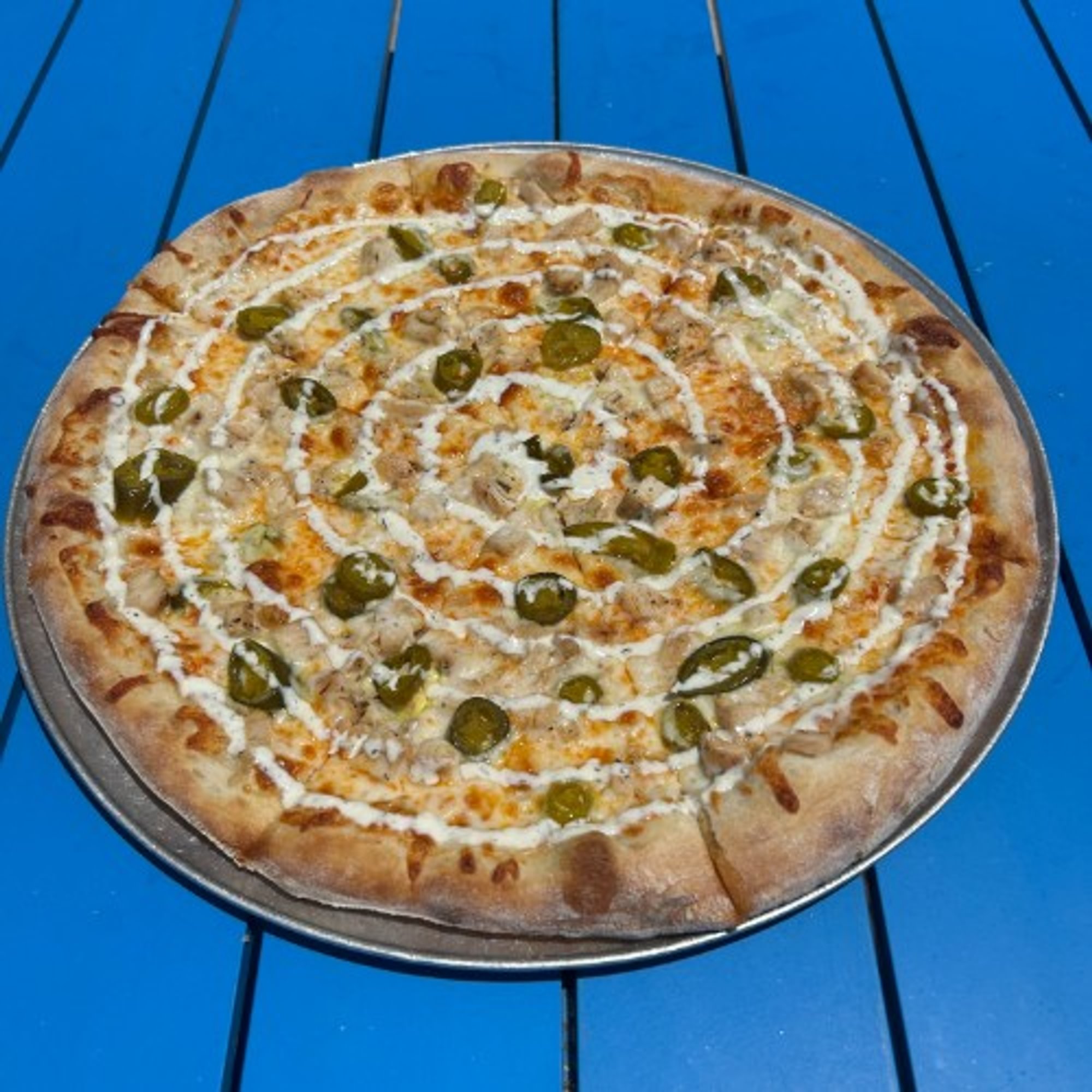 Buffalo Kickin' Chicken Pizza 16"