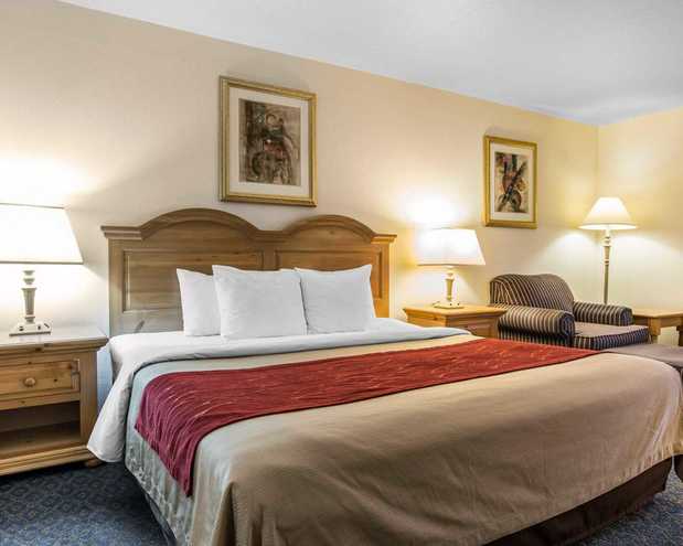 Images Comfort Inn & Suites Sequoia Kings Canyon
